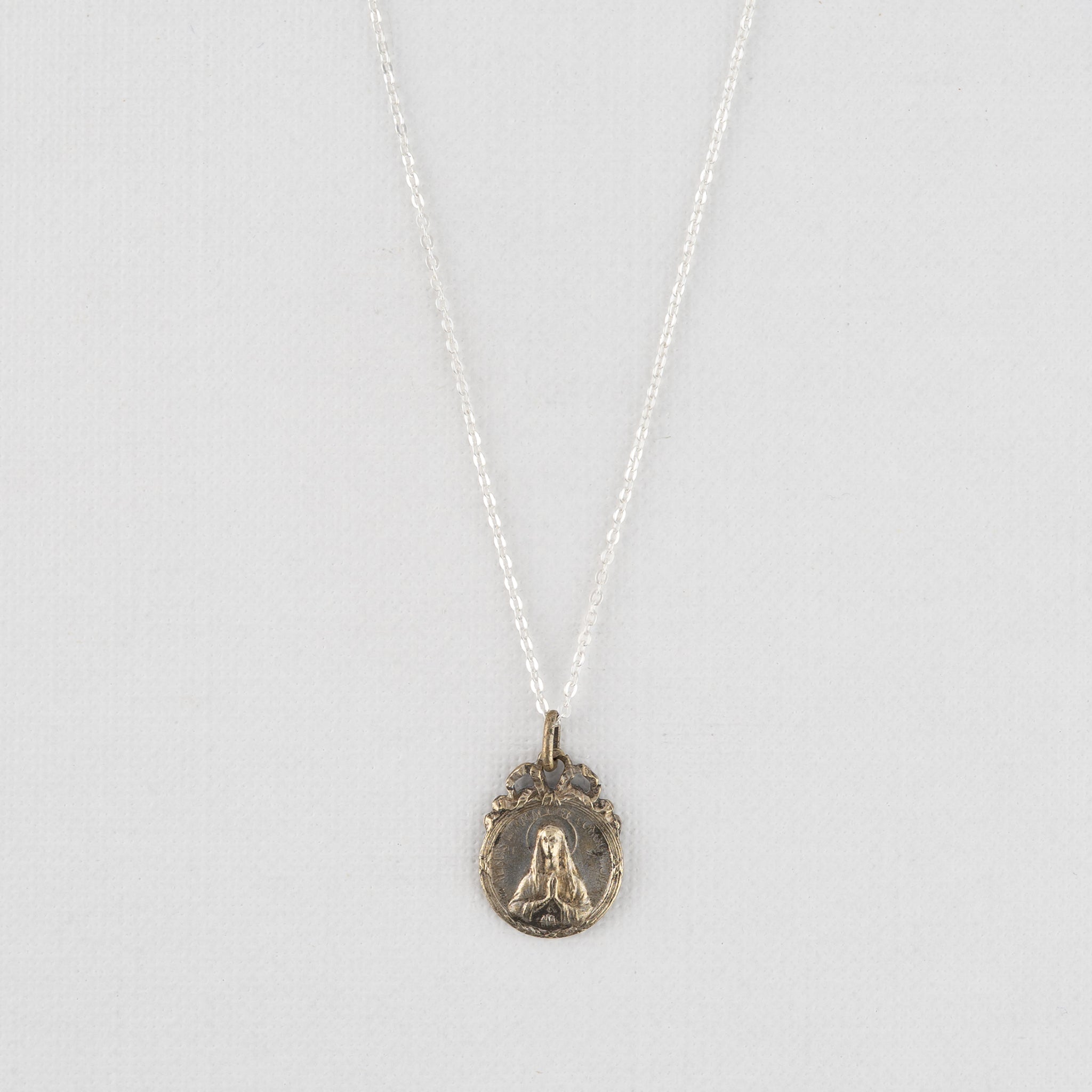 Vintage Medal Our Lady Lourdes v320
