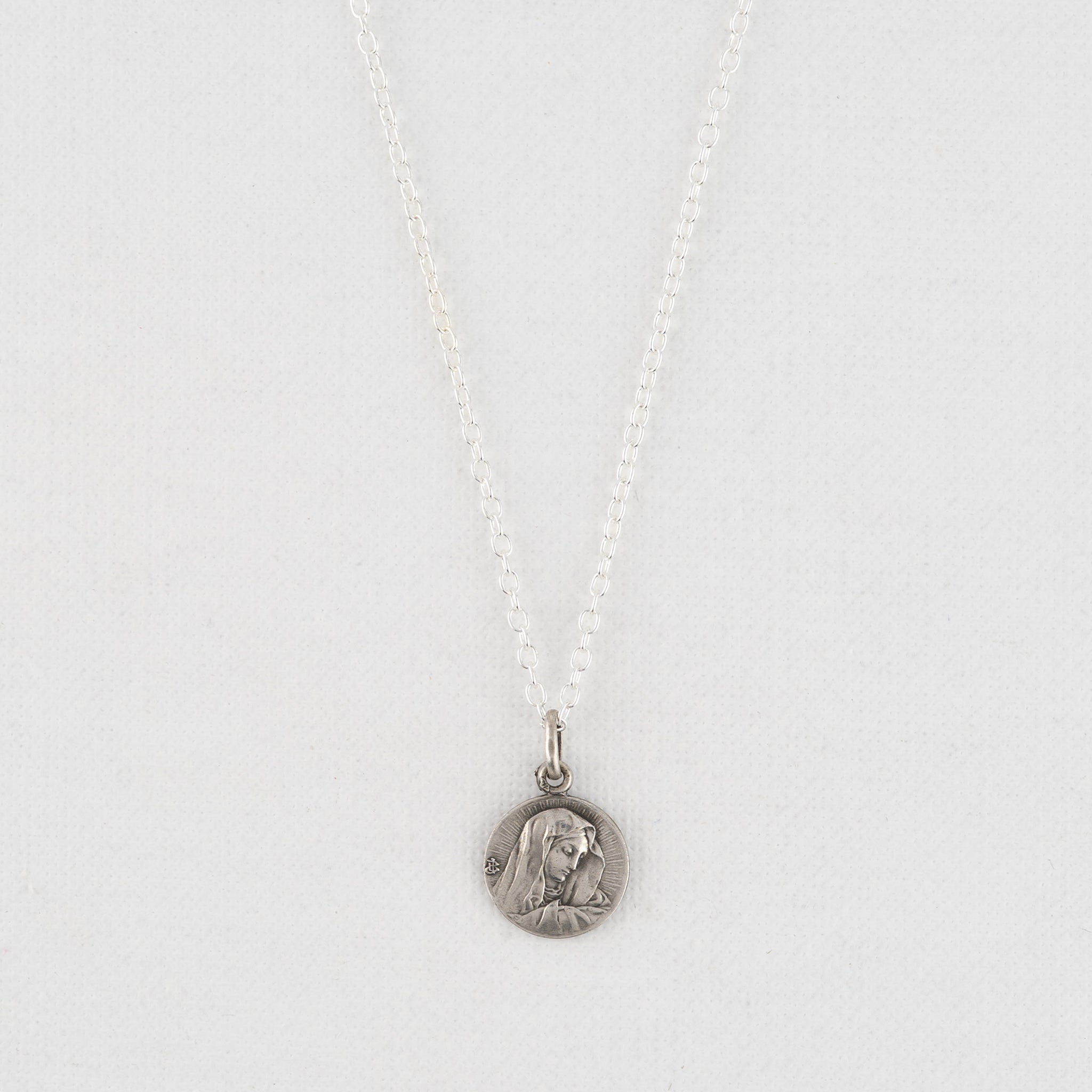 Vintage Medal Mater Dolorosa v322