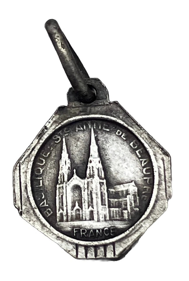 Vintage Medal Saint Anne Beaupre v87