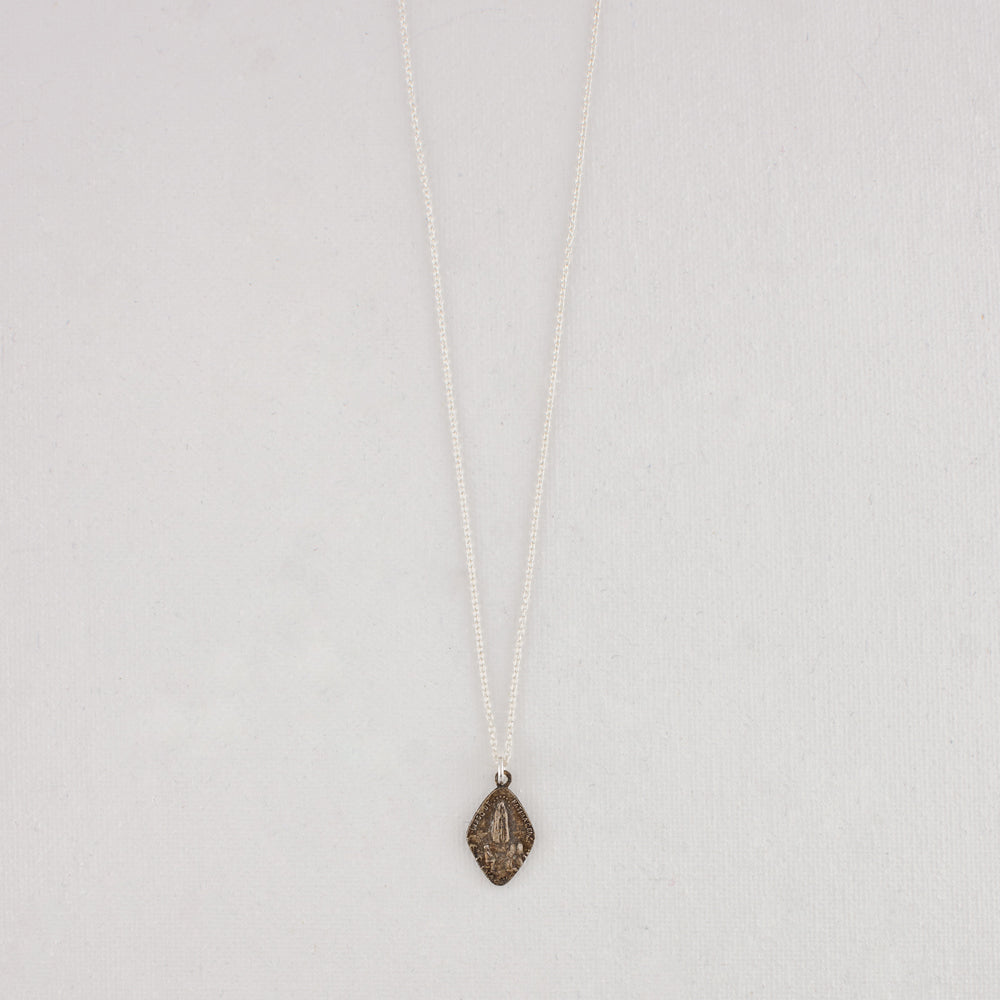 Vintage Medal Our Lady Fatima v117
