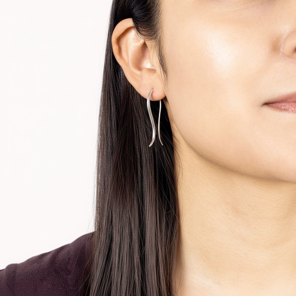 Open Curve Earring In Silver