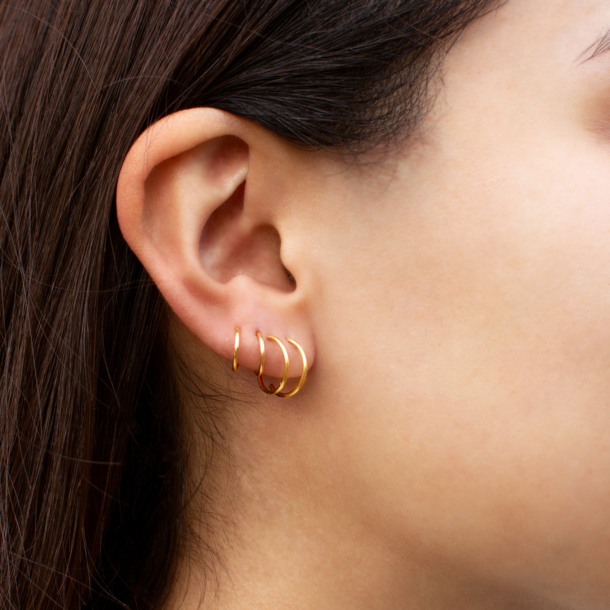 Spiral Double Hoop in Gold - 3/8"