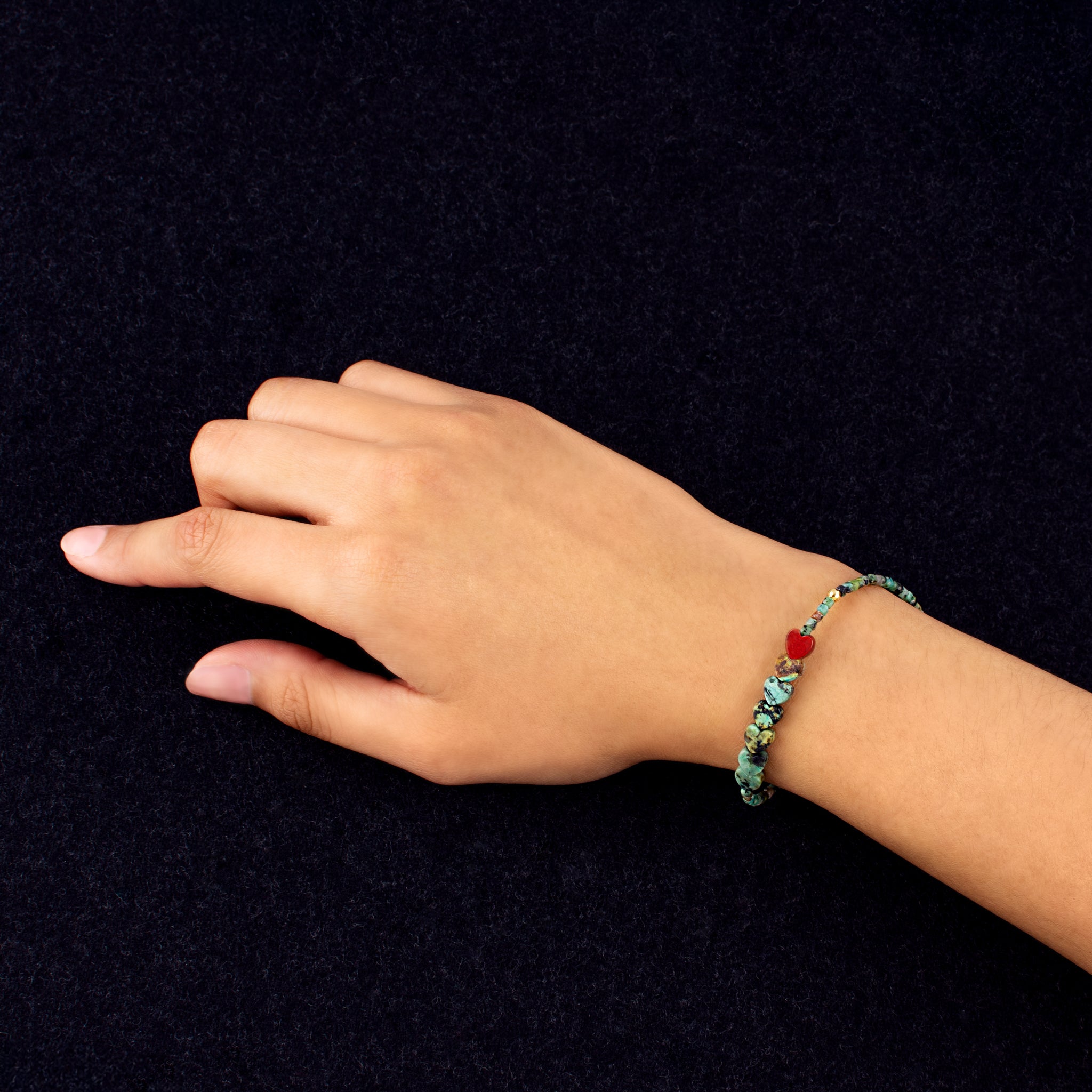 Pyrite's Booty Bracelet in Mixed Turquoise Hearts & 2mm with Red Jasper Heart