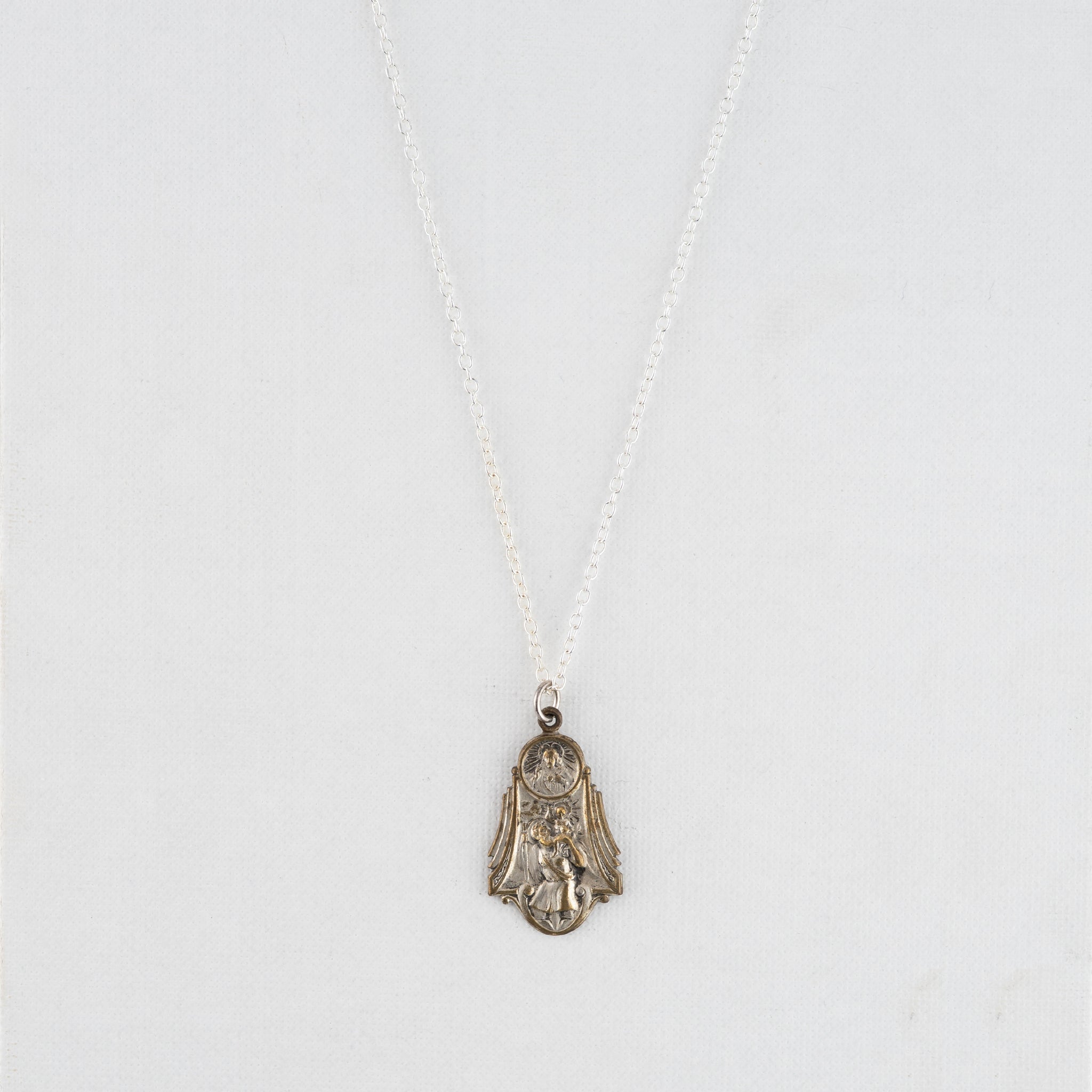 Vintage Medal Saint Christopher / Sacred Heart of Jesus v284