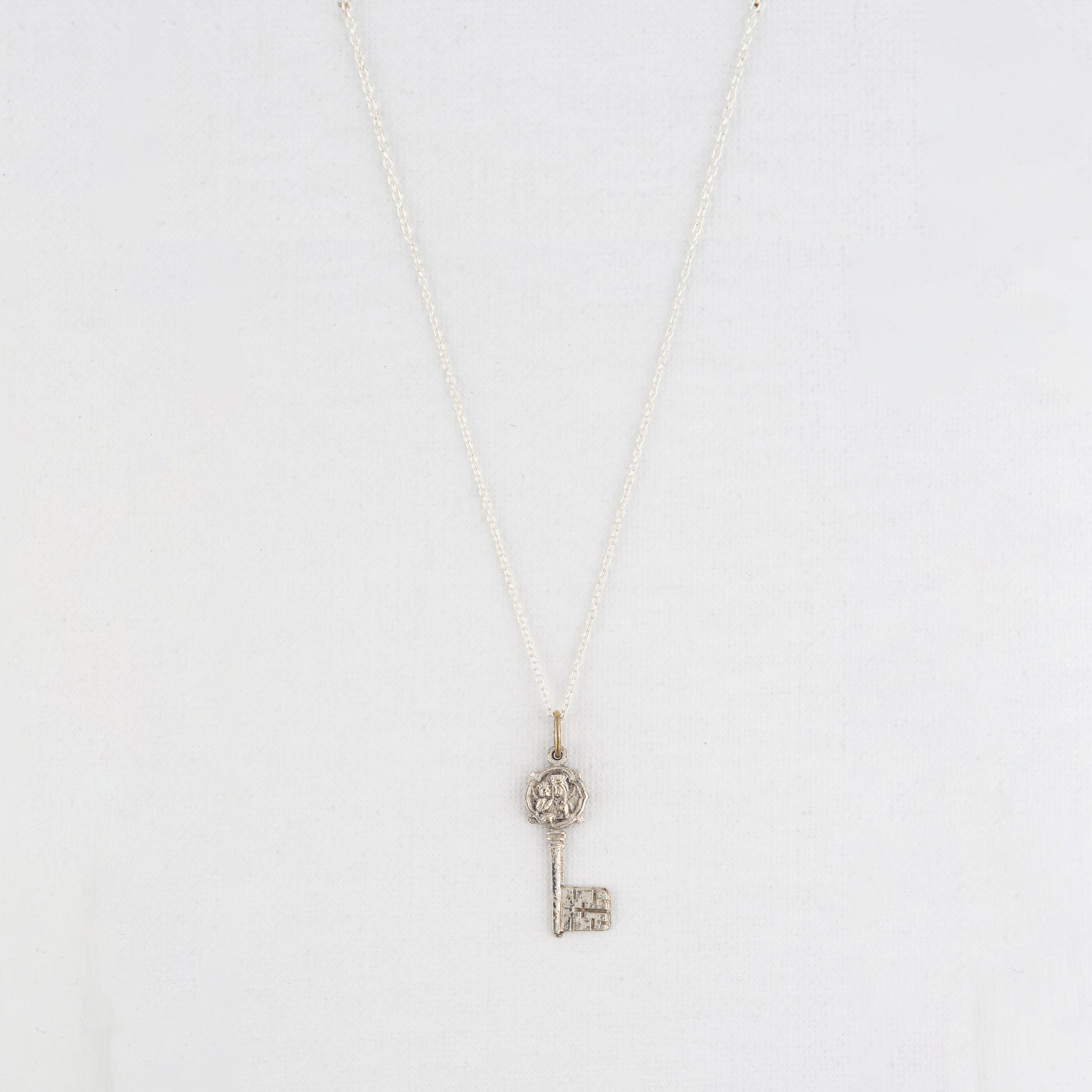 Vintage Medal Saint Anne de Beaupre v11