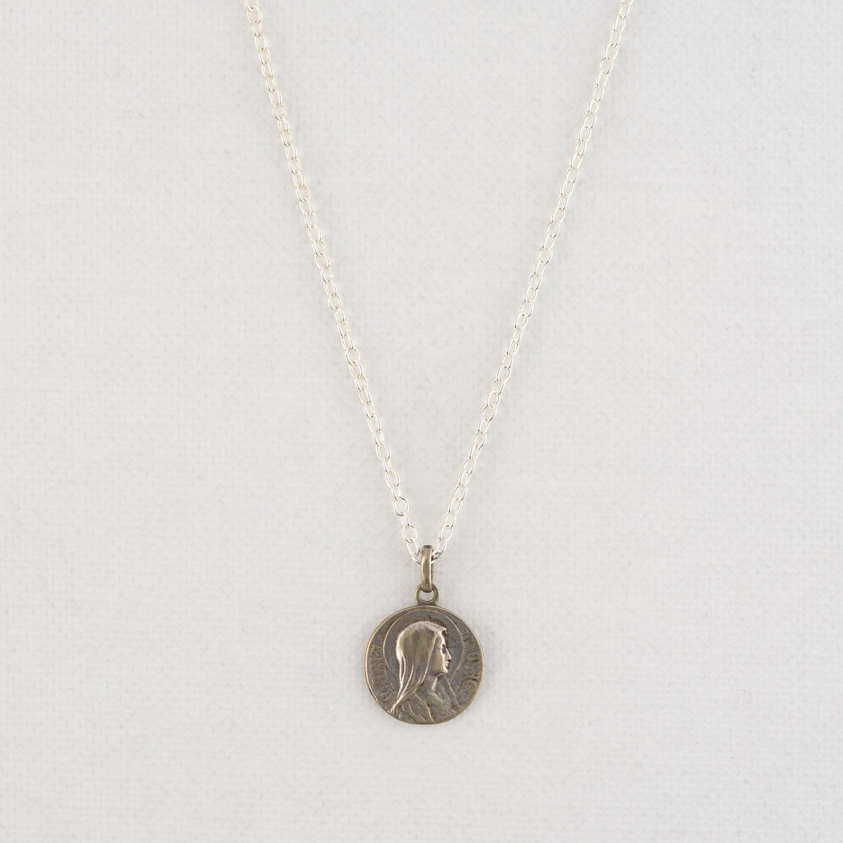 Vintage Medal Immaculate Mary v122
