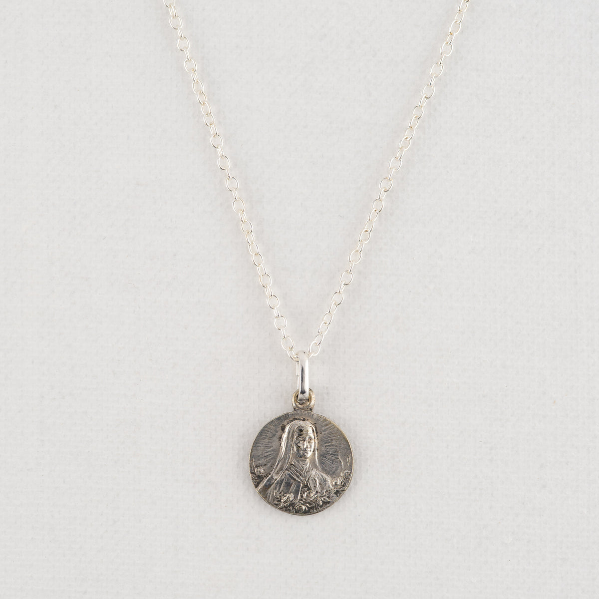 Vintage Medal Sancta Teresia A Jesu Infante v140