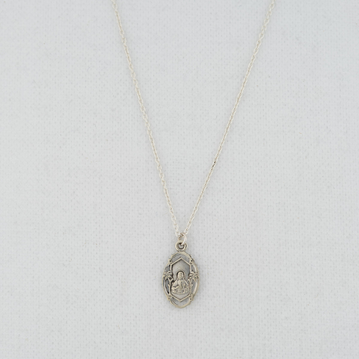 Vintage Medal Sacred Heart of Jesus v83