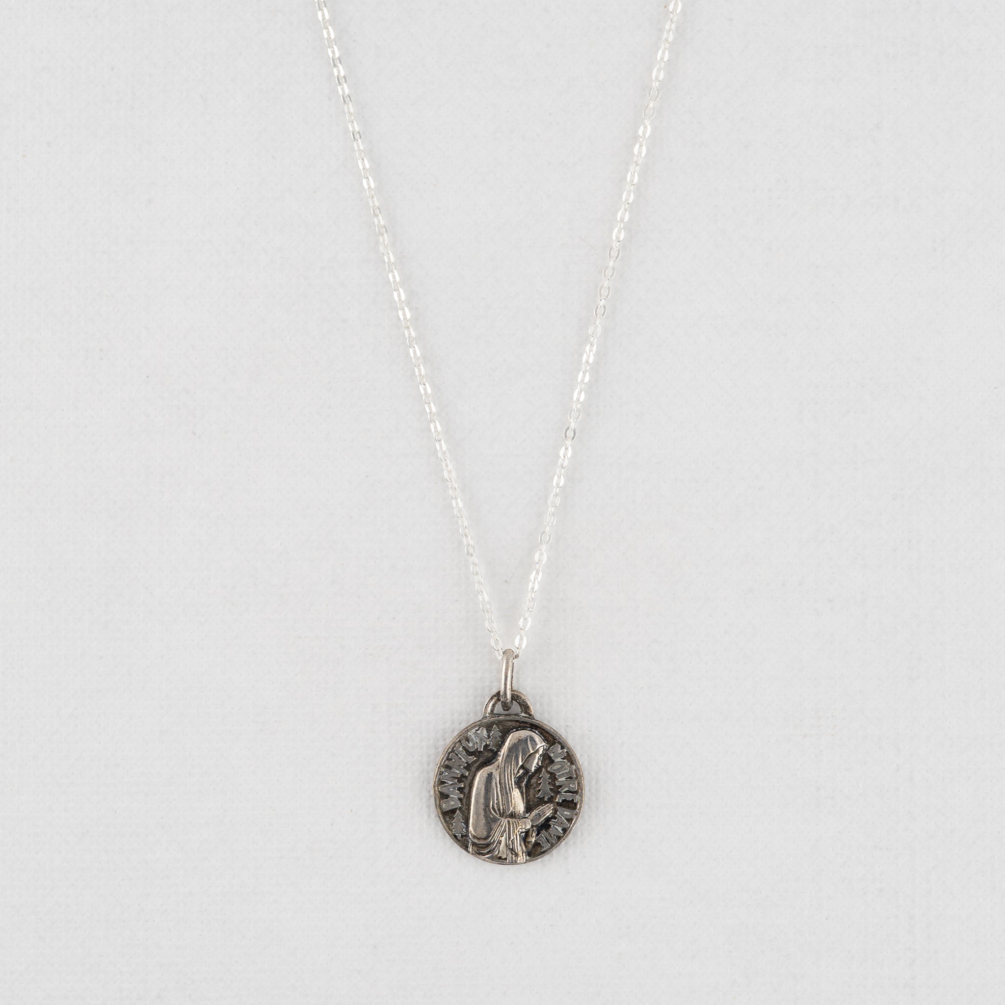 Vintage Medal Notre Dame de Banneux v315