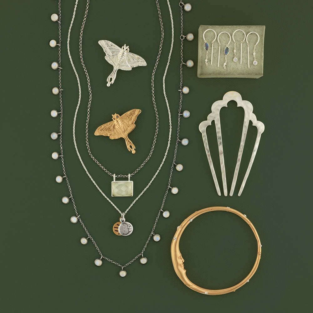 Bezeled Stone Dancer Threaders in Labradorite & Silver - Top Stone
