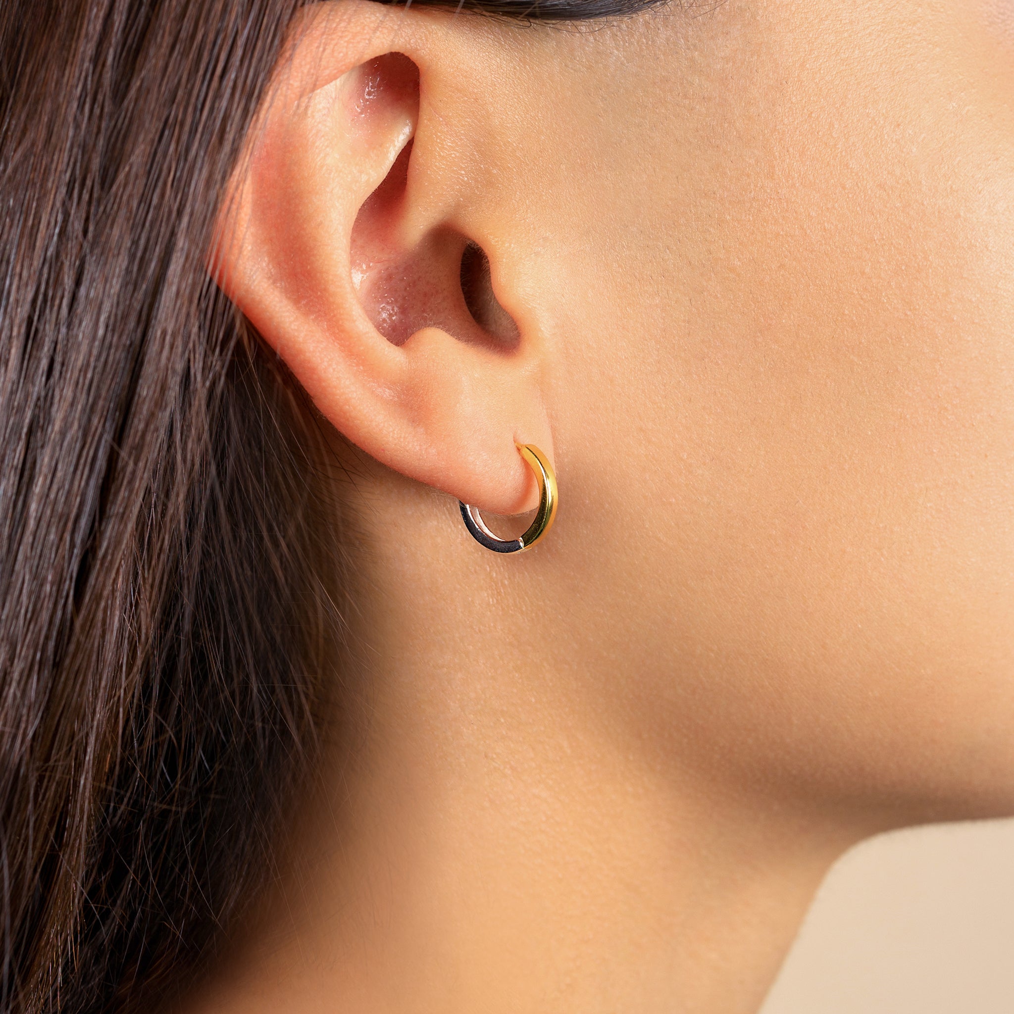 Two-Tone Clicker Huggies - 3/8"