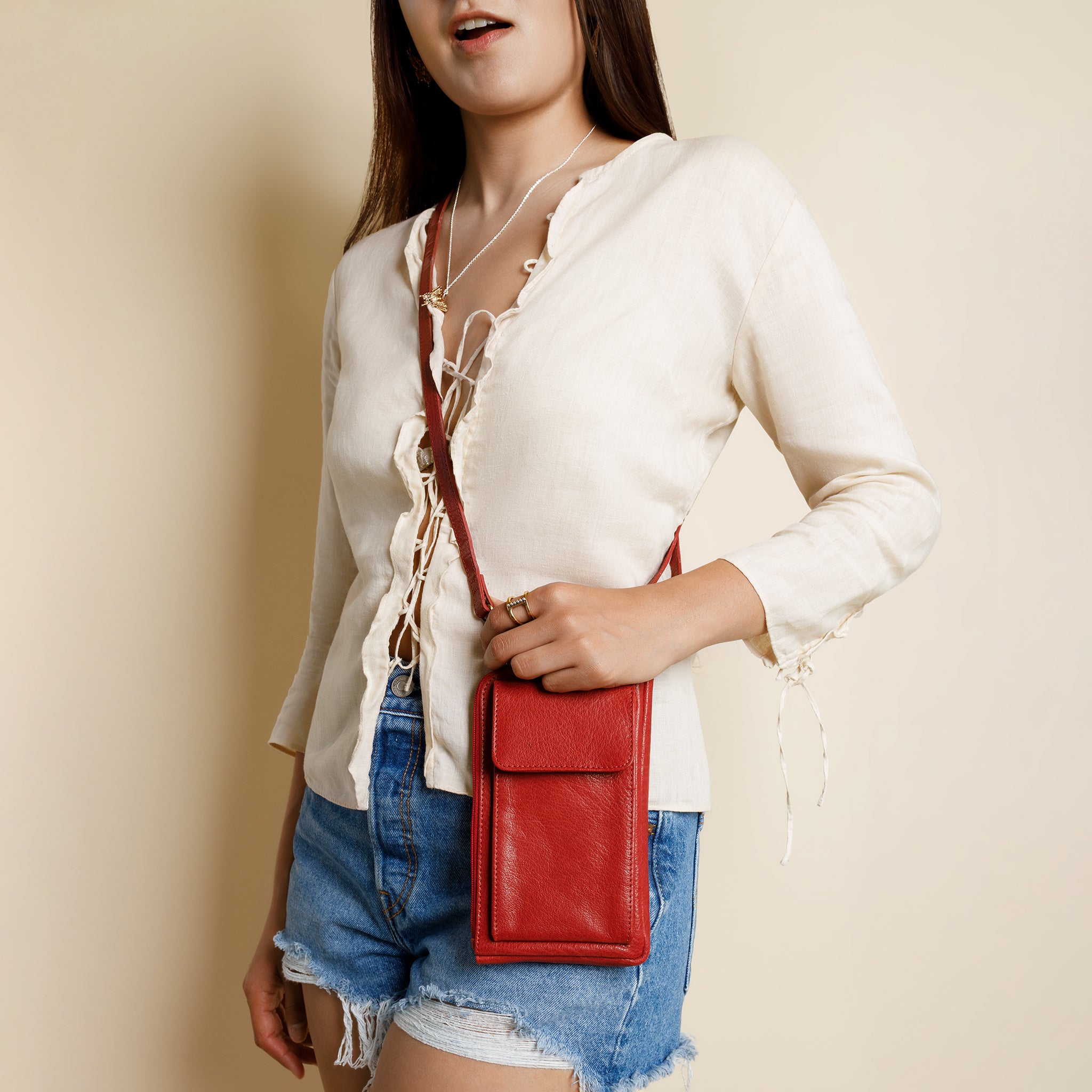 Adventure Bag in Chili Red