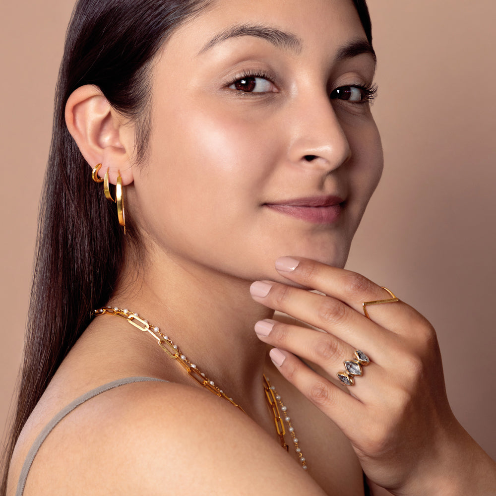 Fine Line Ring in Gold - FINAL SALE
