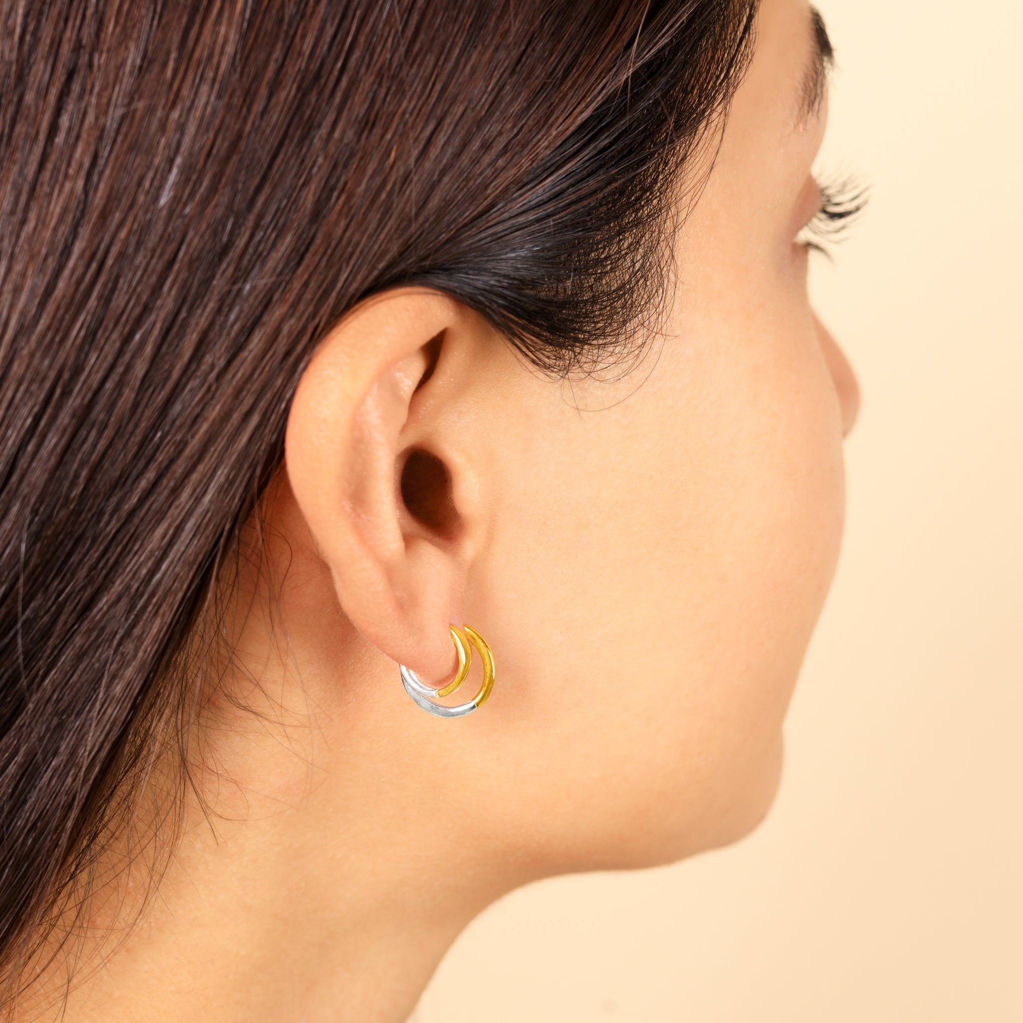 Two-Tone Clicker Huggies - 3/8"