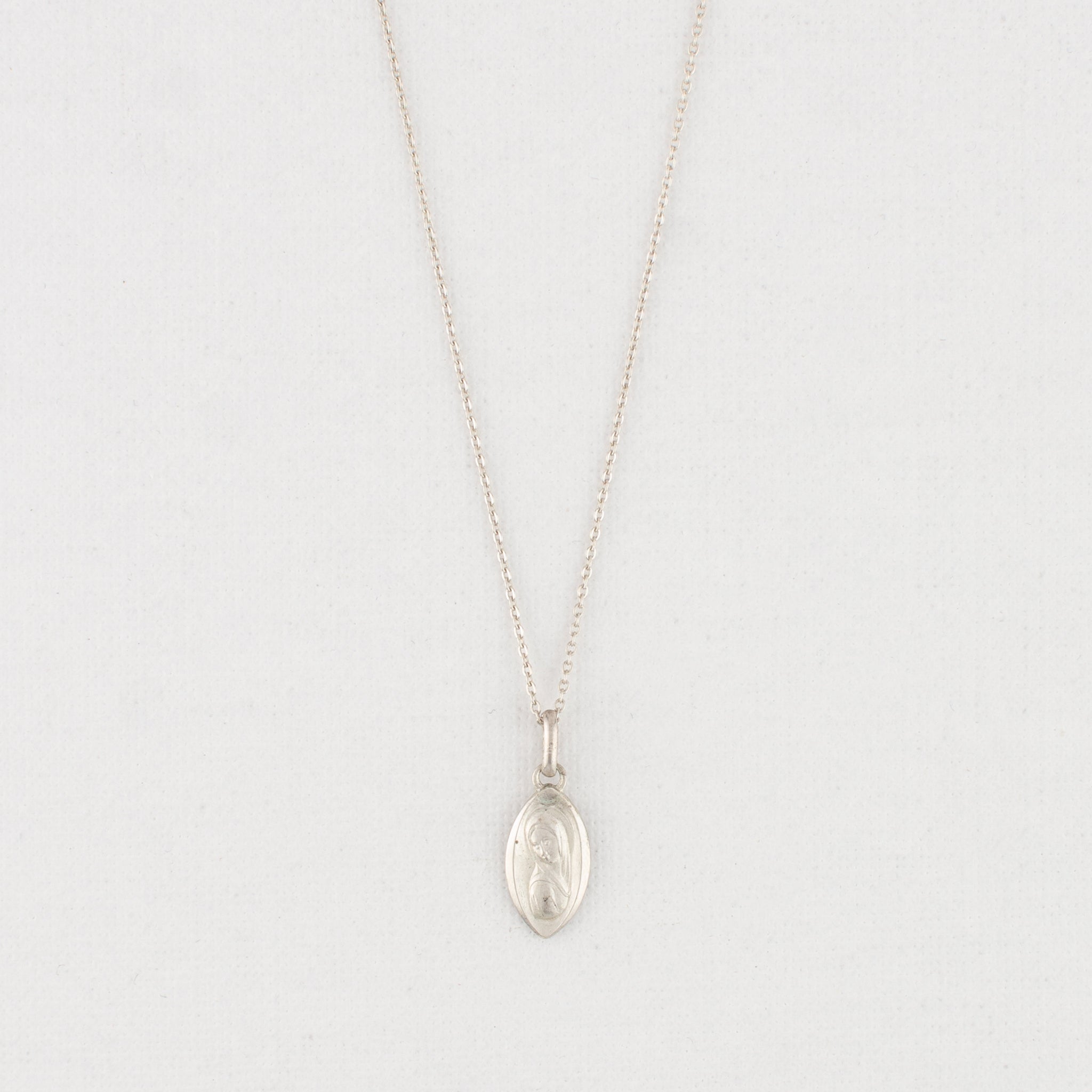 Vintage Medal Our Lady Lourdes v111