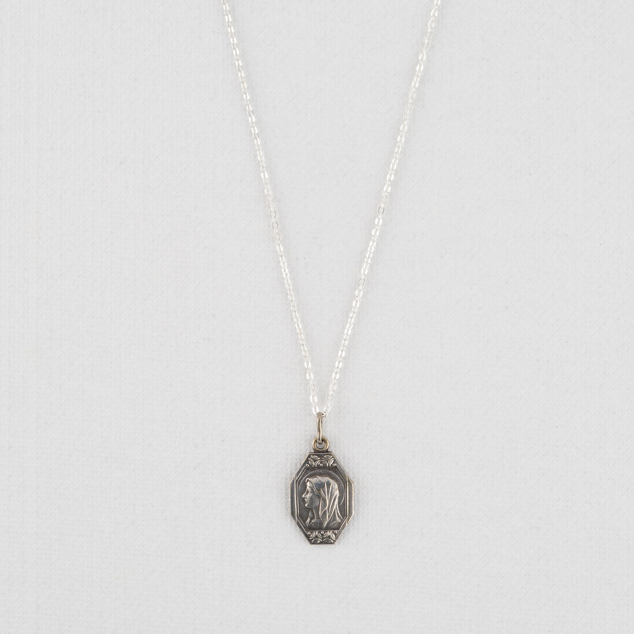 Vintage Medal Our Lady of Lourdes v225