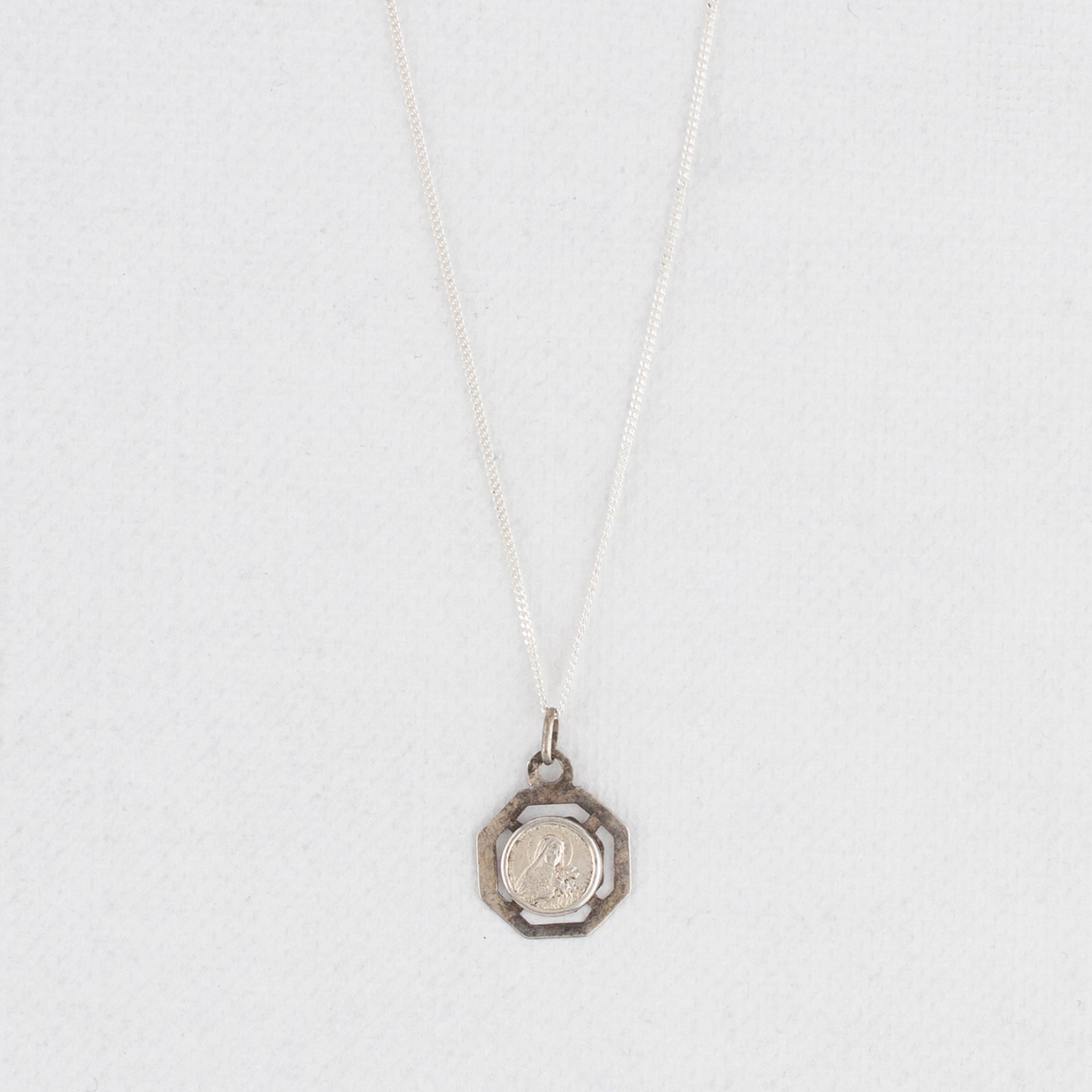 Vintage Medal Saint Therese v140