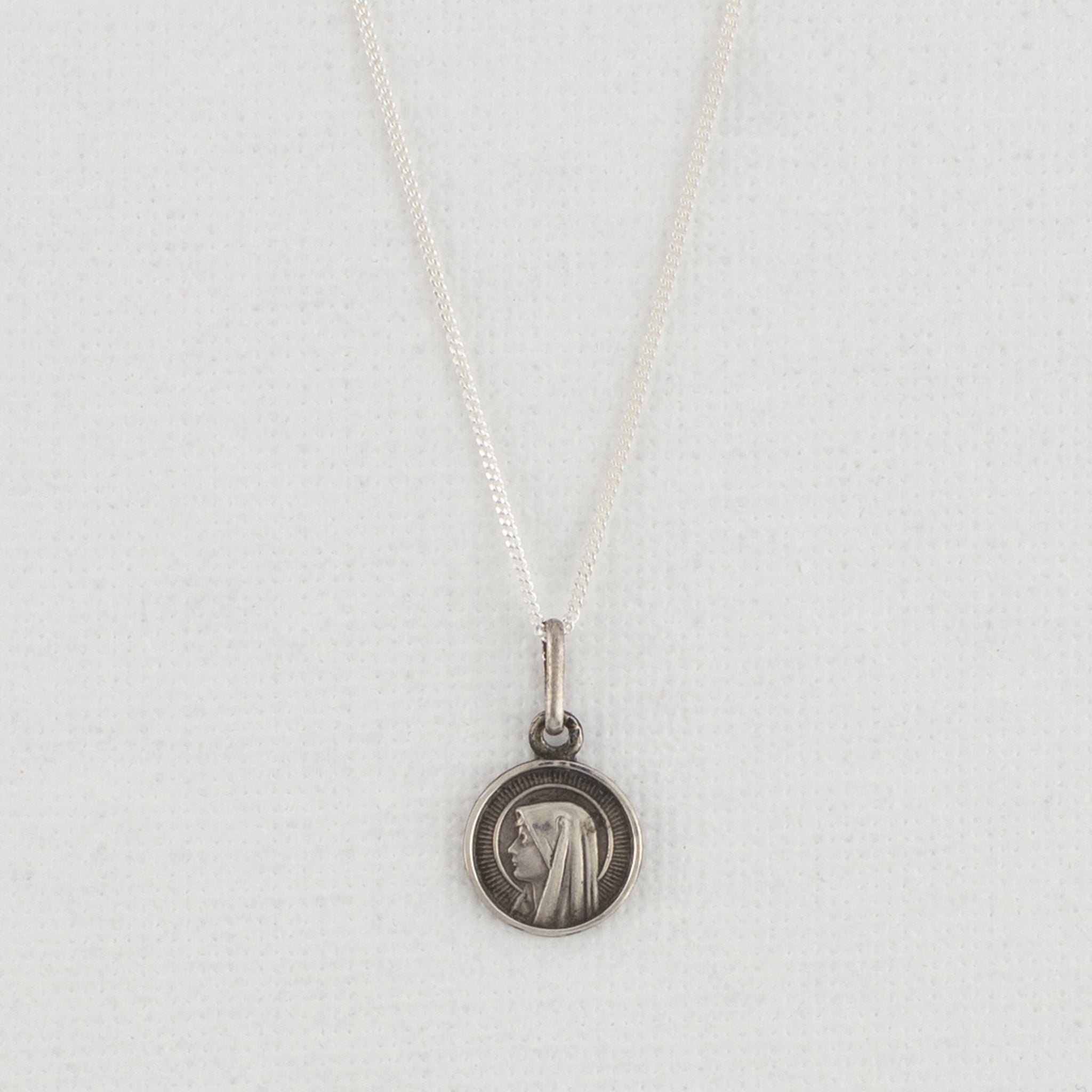 Vintage Medal Virgin Mary v57