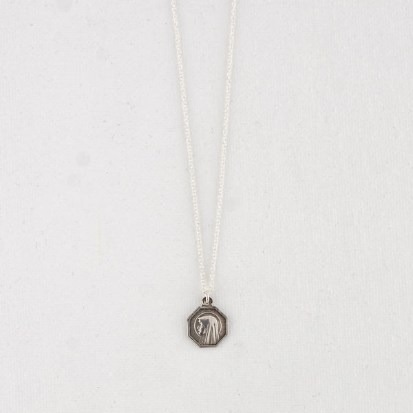 Vintage Medal Lourdes v325