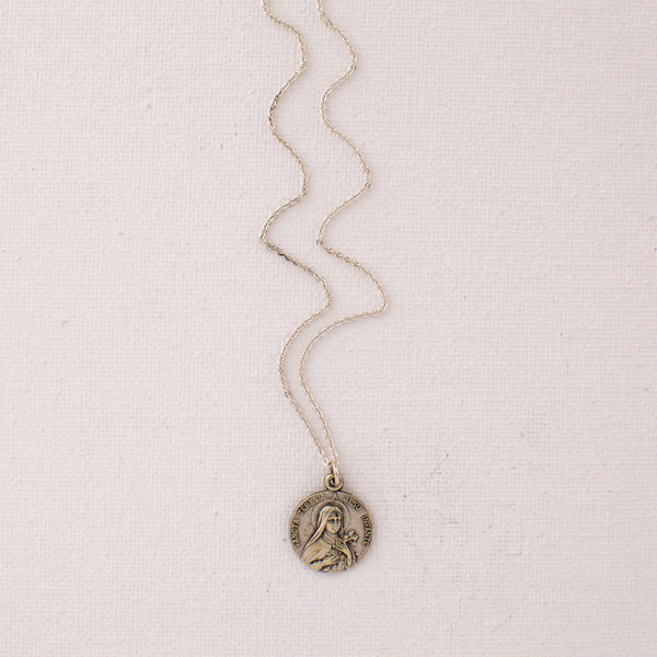 Vintage Saint Teresa Medal Necklace V117