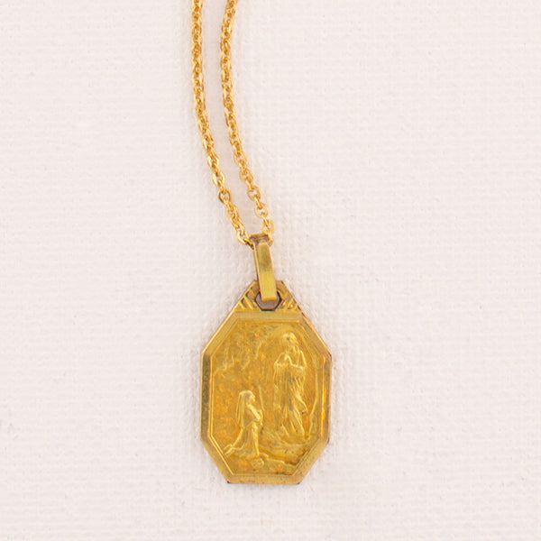 Vintage Saint Bernadette Lourdes Medal Necklace V74