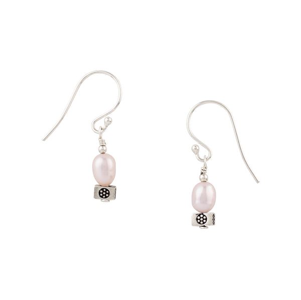 The "It" Pearl Earrings