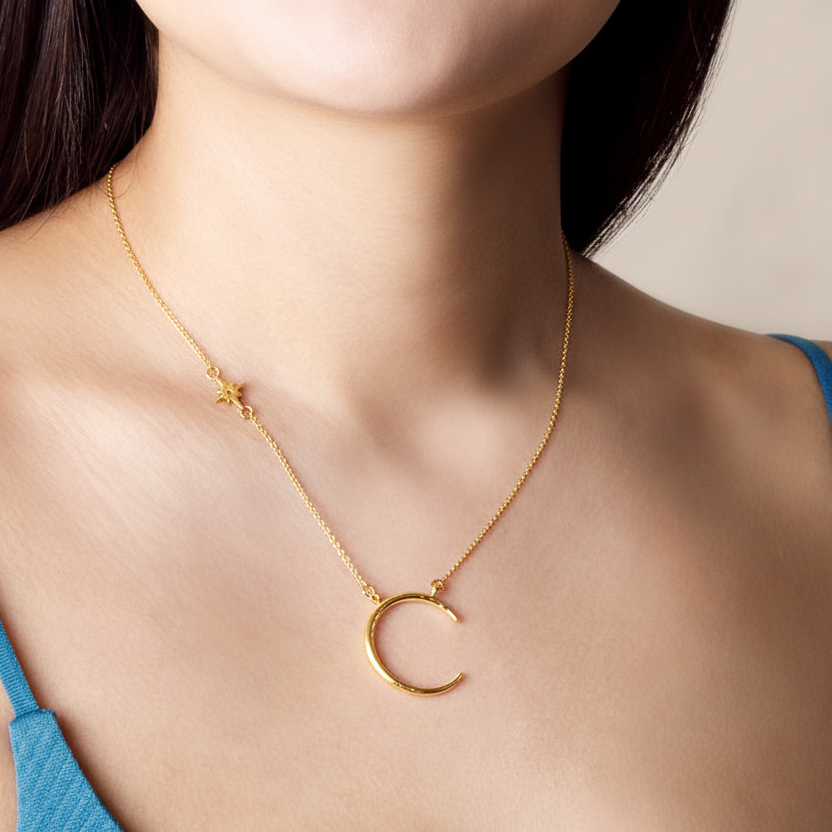 Crescent Moon Necklace in Gold | FINAL SALE