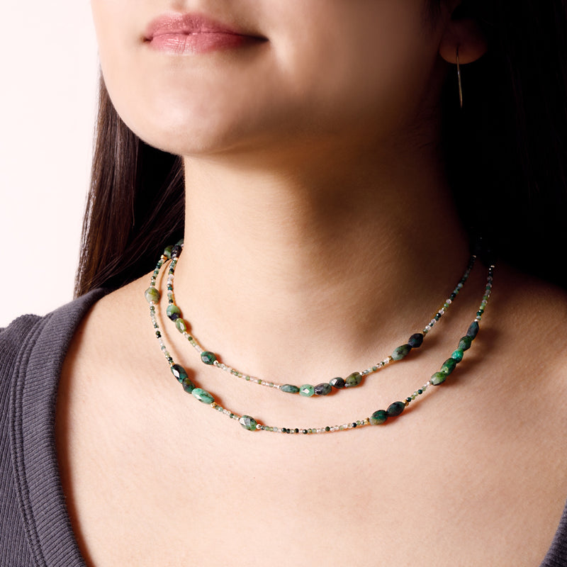 Fields of Clover Stone Strand Necklace