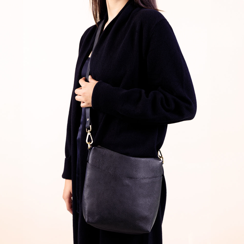 Go Anywhere Bag in Black