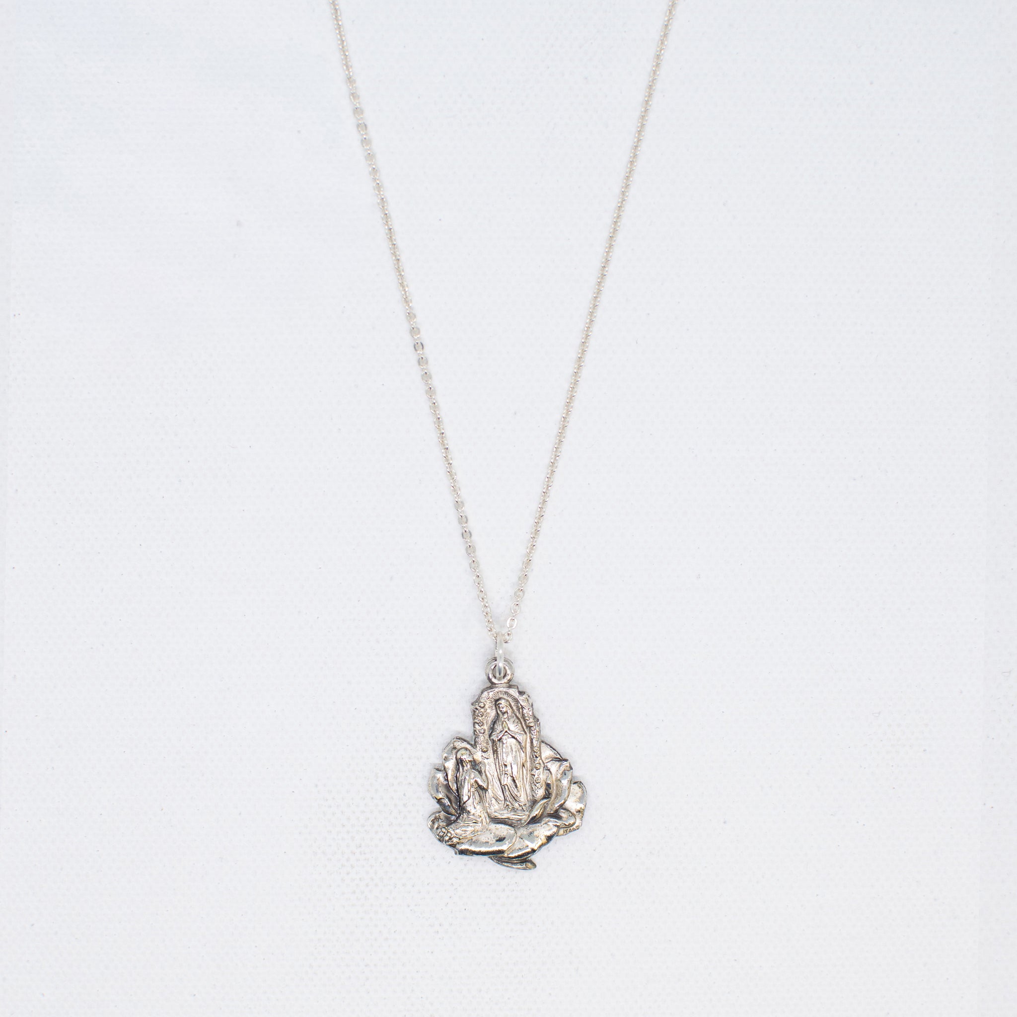 Vintage Medal Lourdes v193