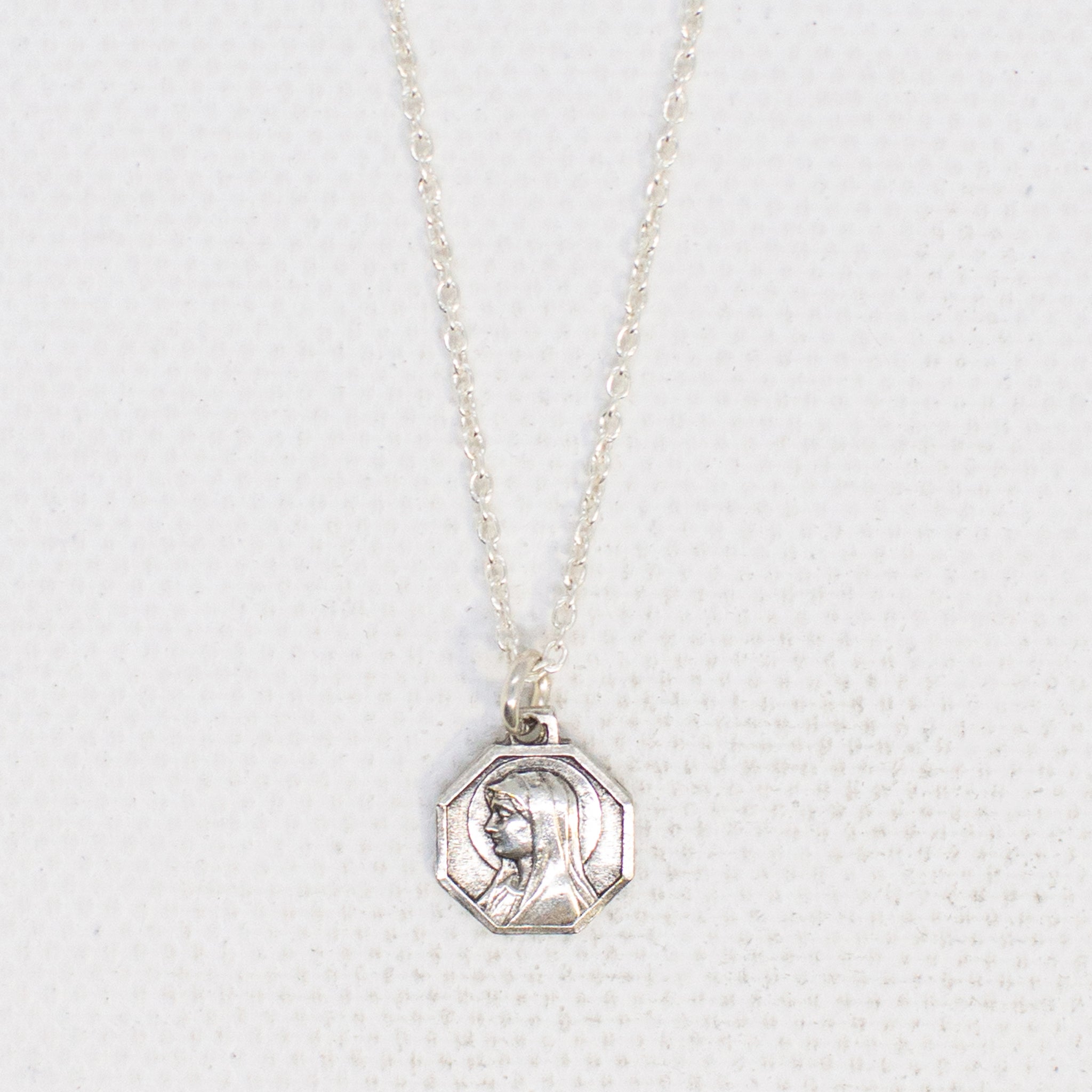 Vintage Medal Lourdes v201