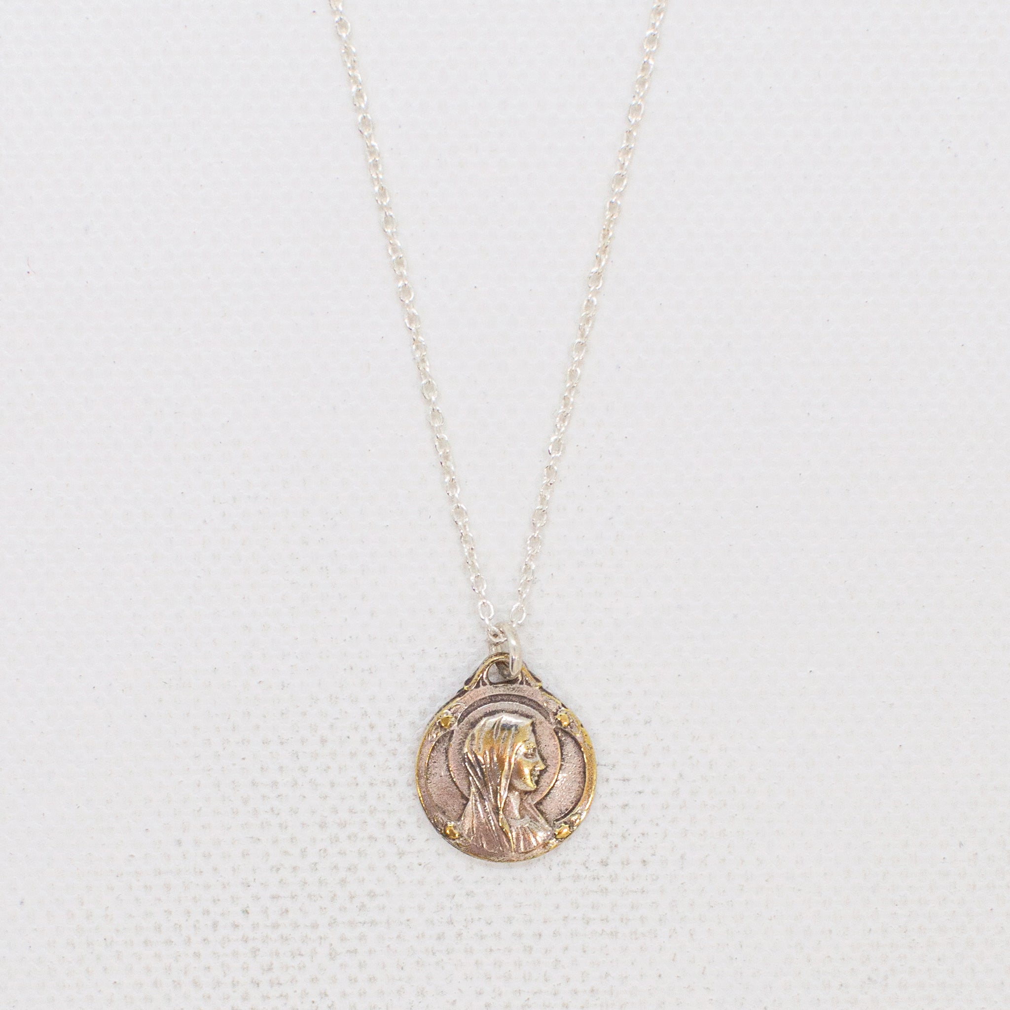 Vintage Medal Lourdes v208