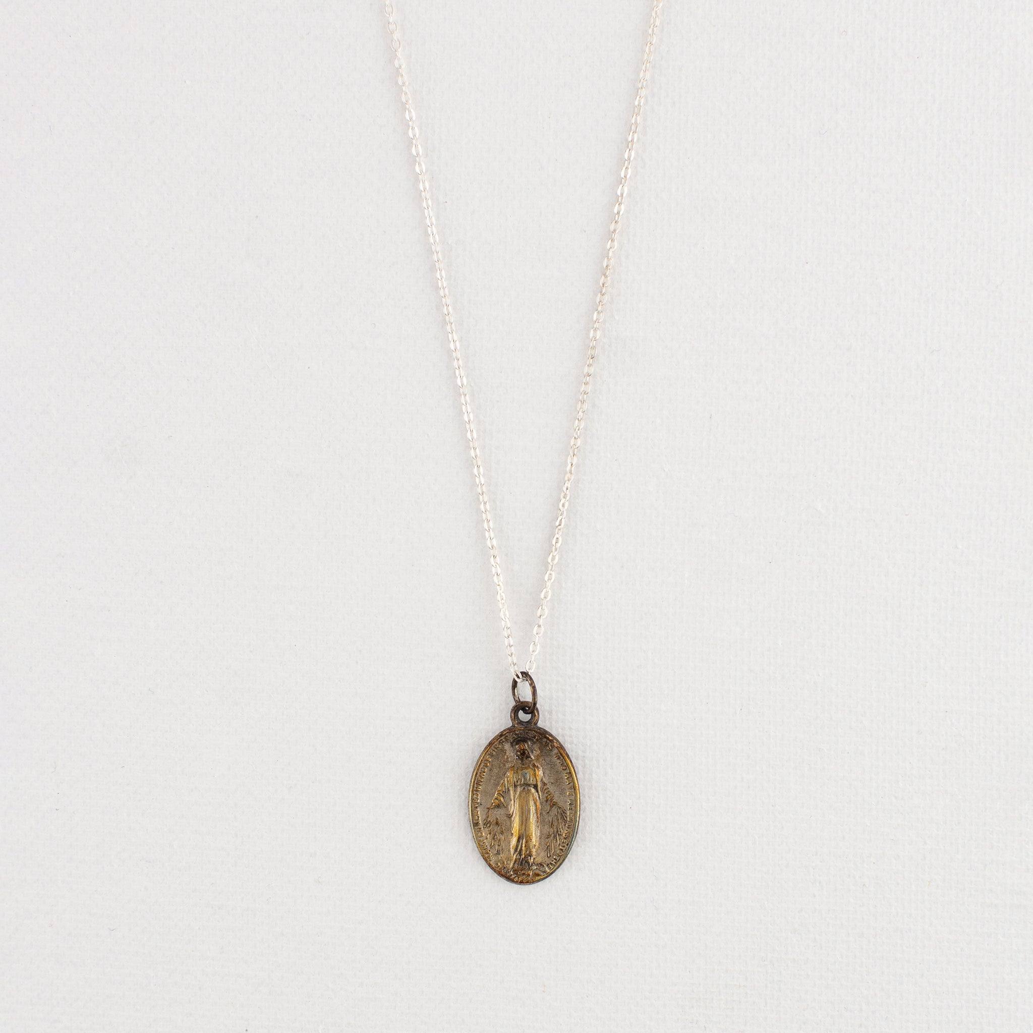 Vintage Medal Miraculous Mary v219