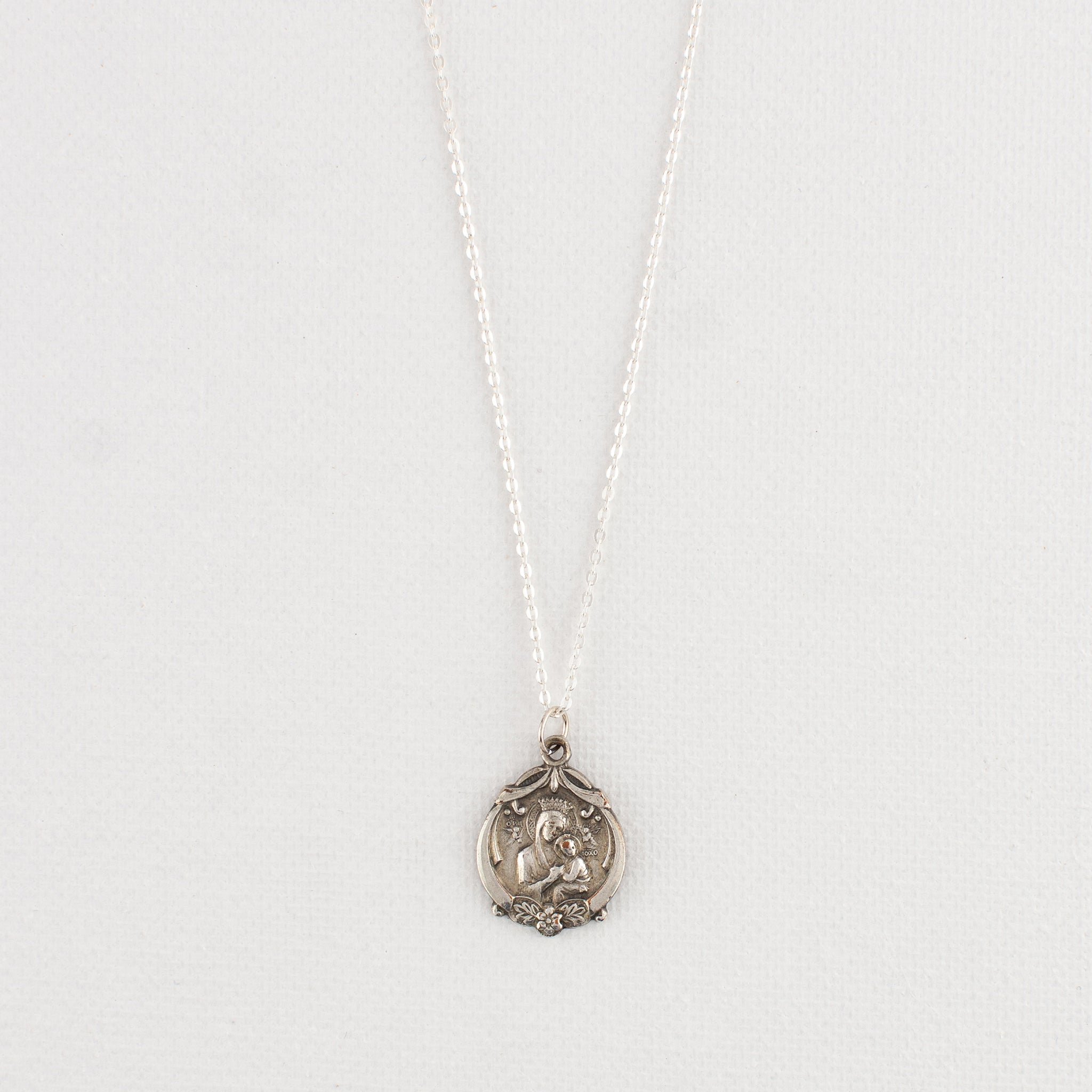 Vintage Medal Our Lady of Perpetual Help v220