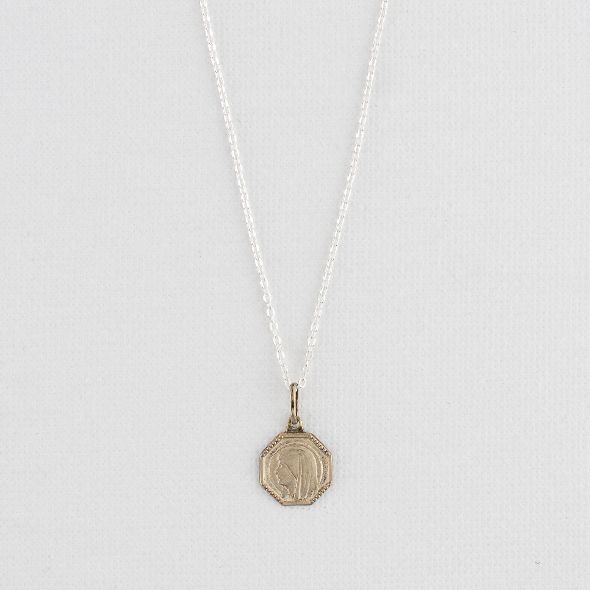 Vintage Medal Lourdes v222