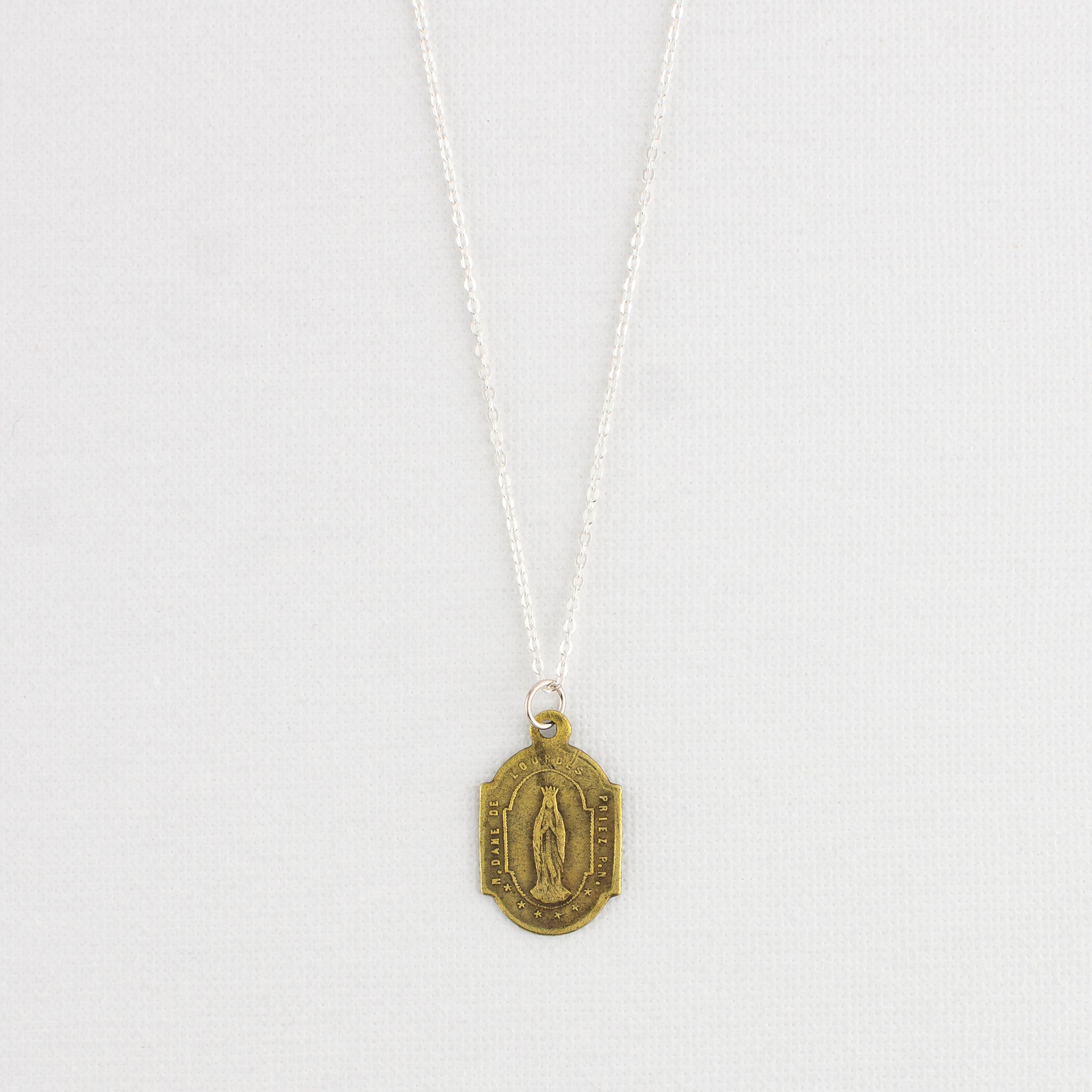 Vintage Medal Lourdes v225