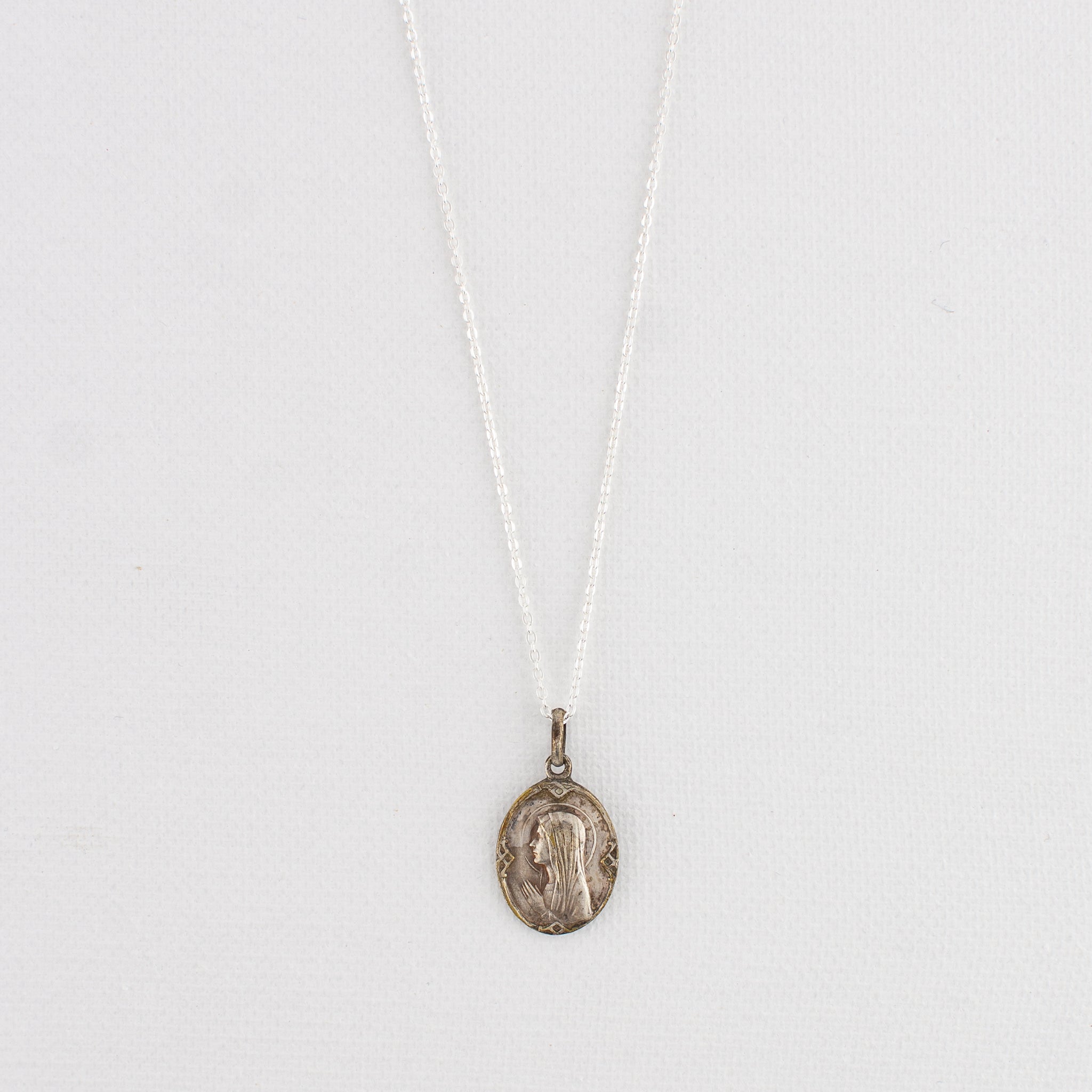 Vintage Medal Lourdes v244