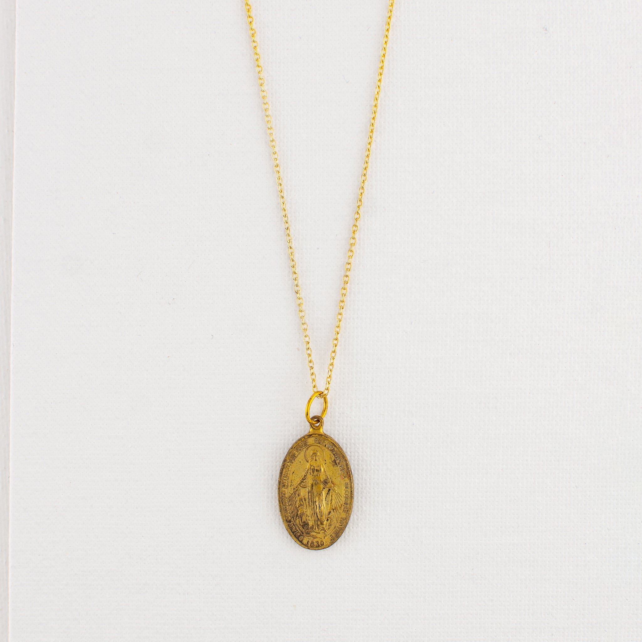 Vintage Medal Miraculous Mary v250