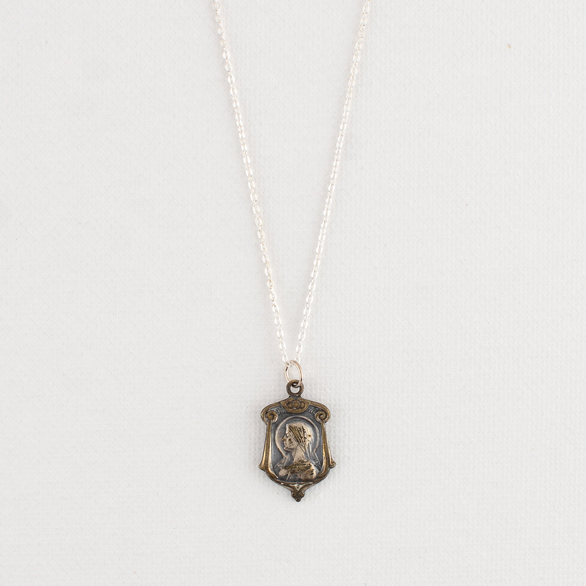 Vintage Medal Lourdes v254