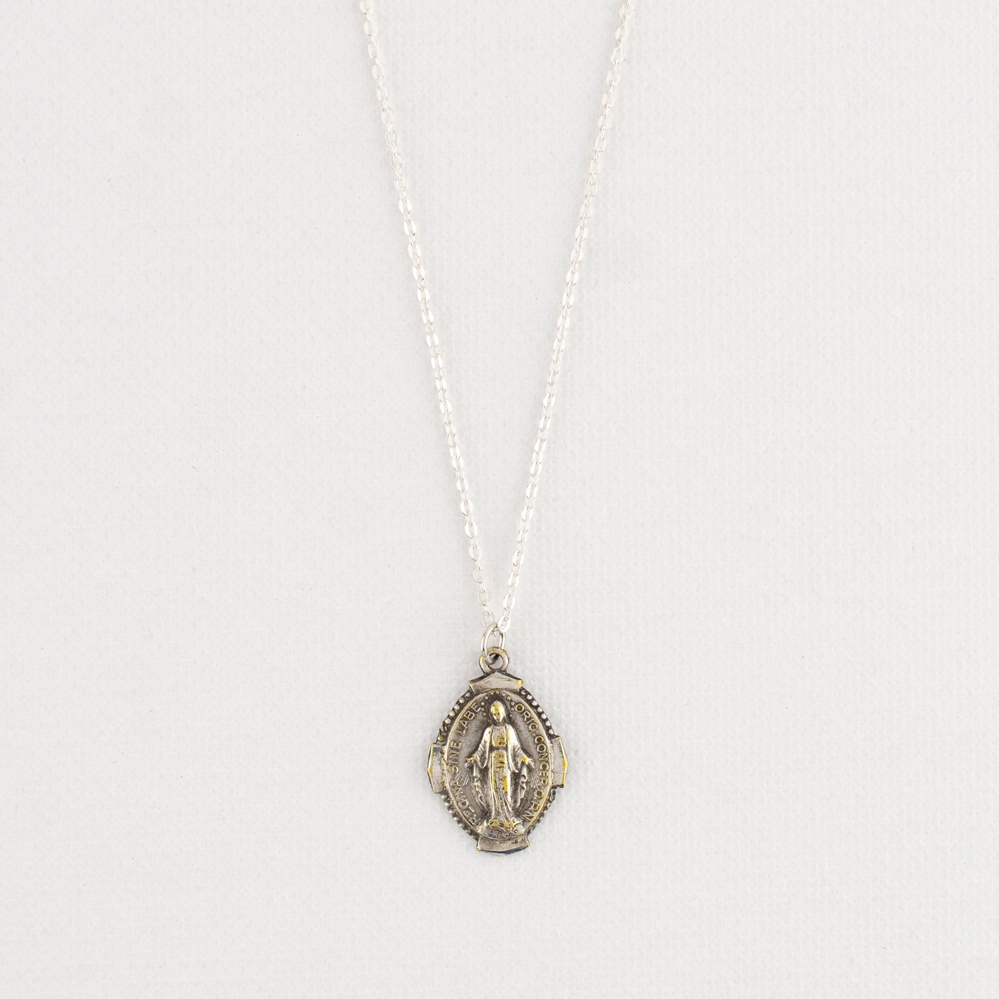 Vintage Medal Miraculous Mary v259