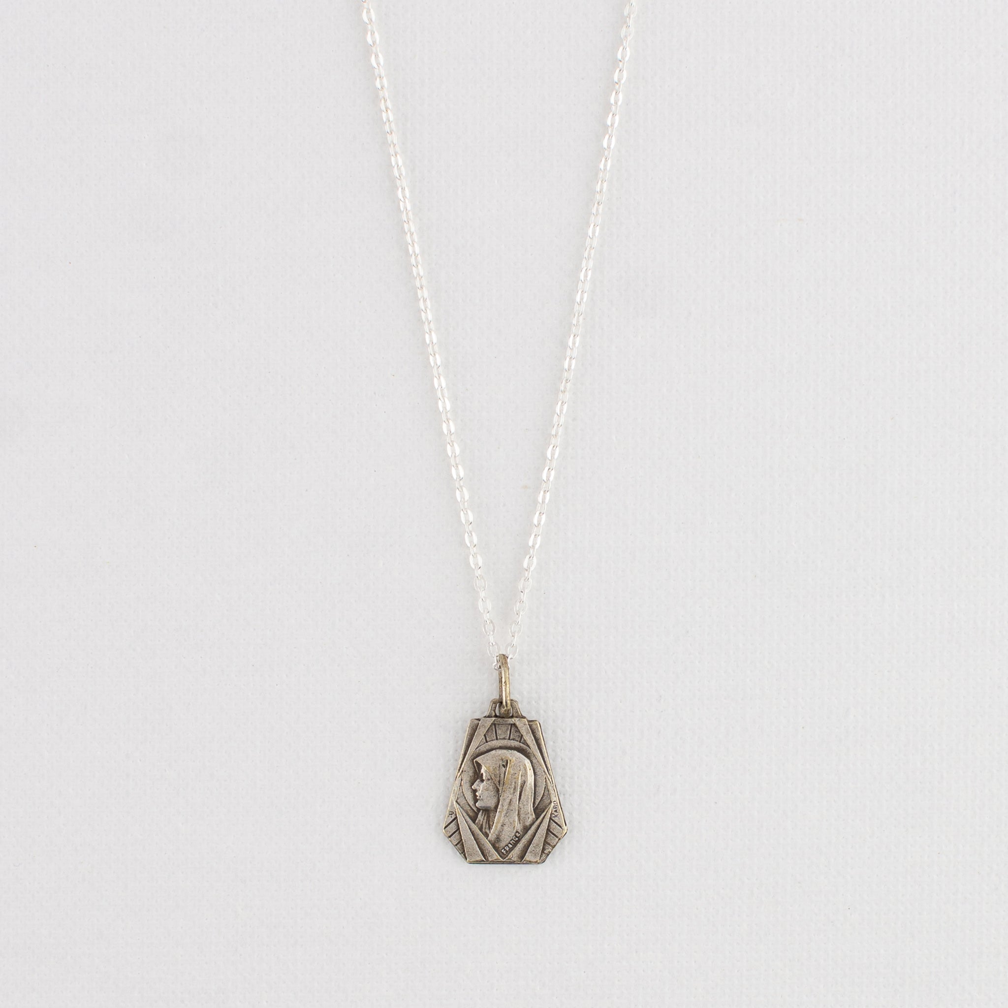 Vintage Medal Lourdes v265