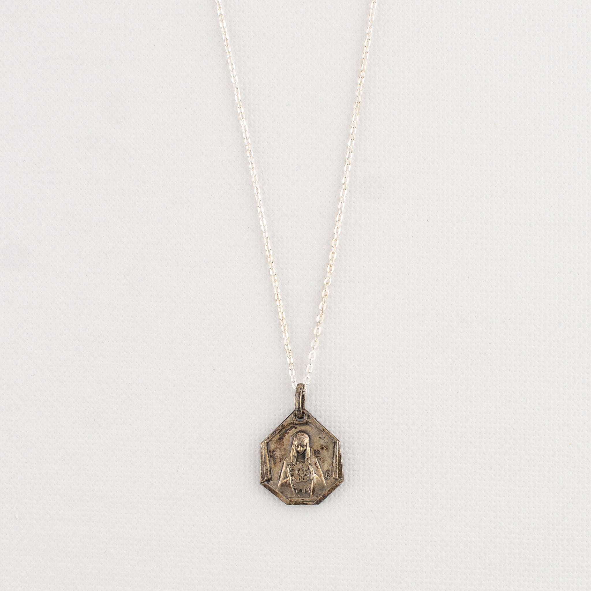 Vintage Medal Our Lady of the Holy Trinity v283