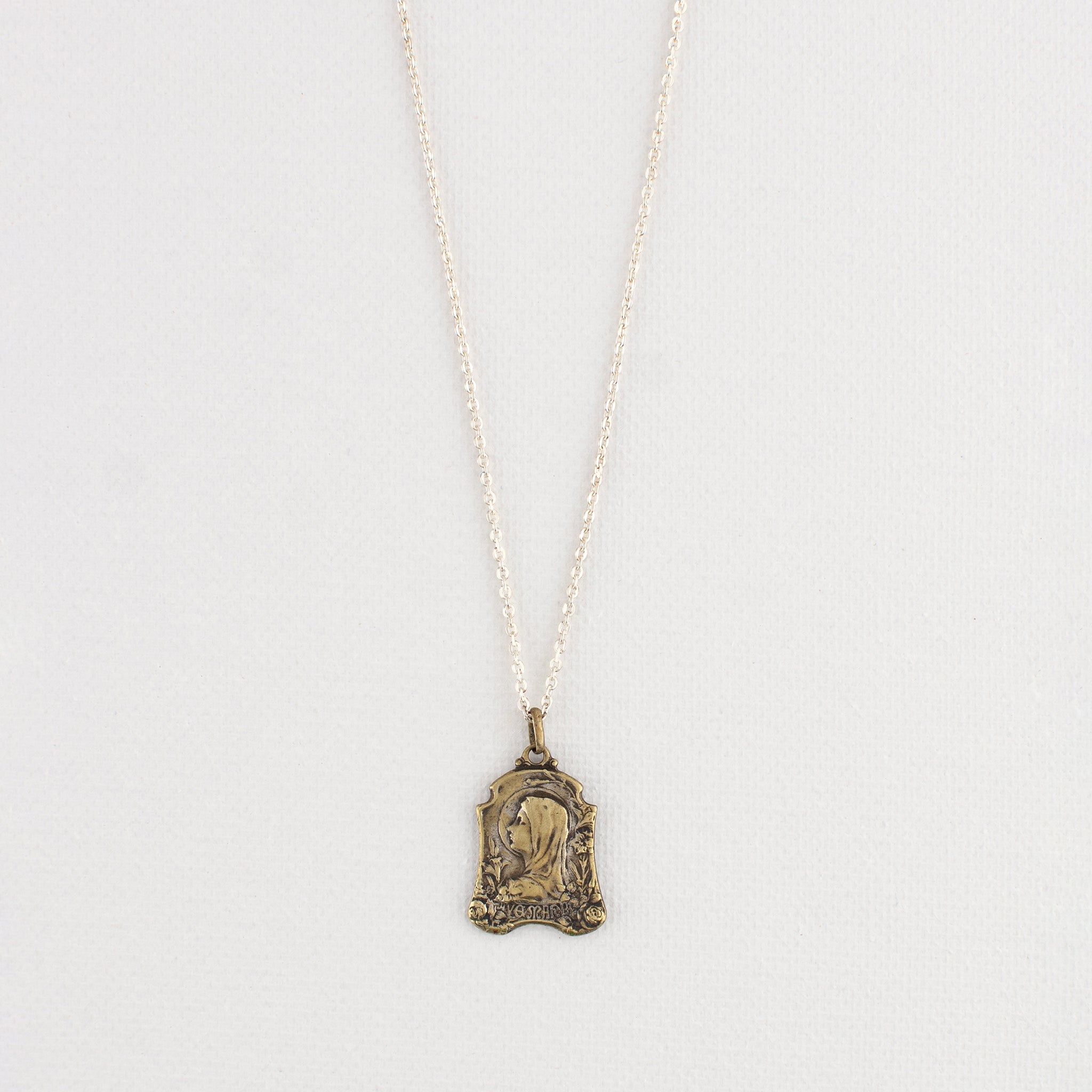 Vintage Medal Ave Maria v287