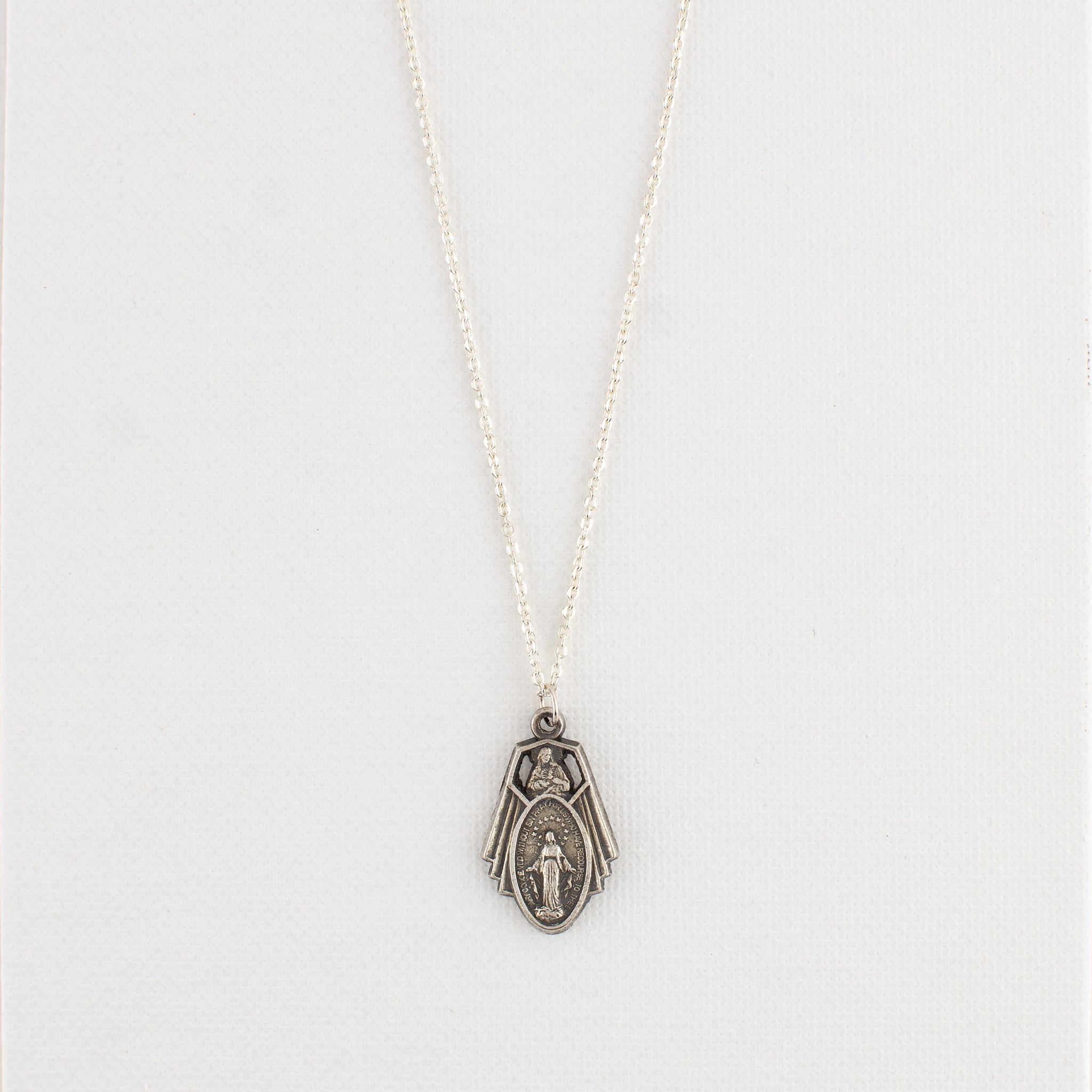 Vintage Medal Miraculous Mary v290