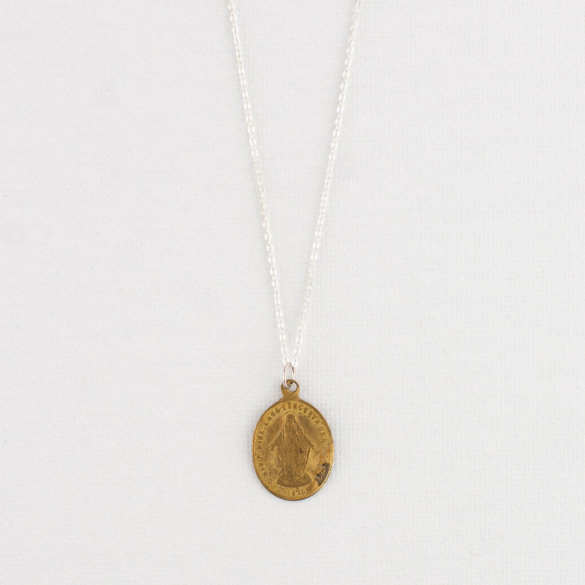 Vintage Medal Miraculous Mary v323