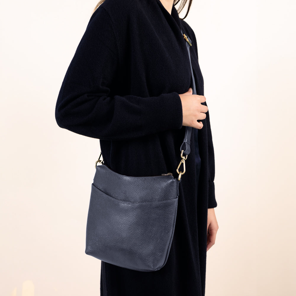 Go Anywhere Bag in Navy Blue
