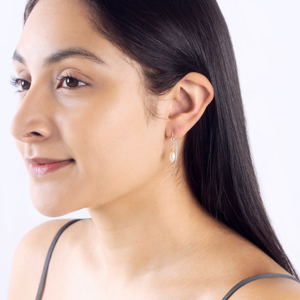 Pearl Wafer Curve Earrings