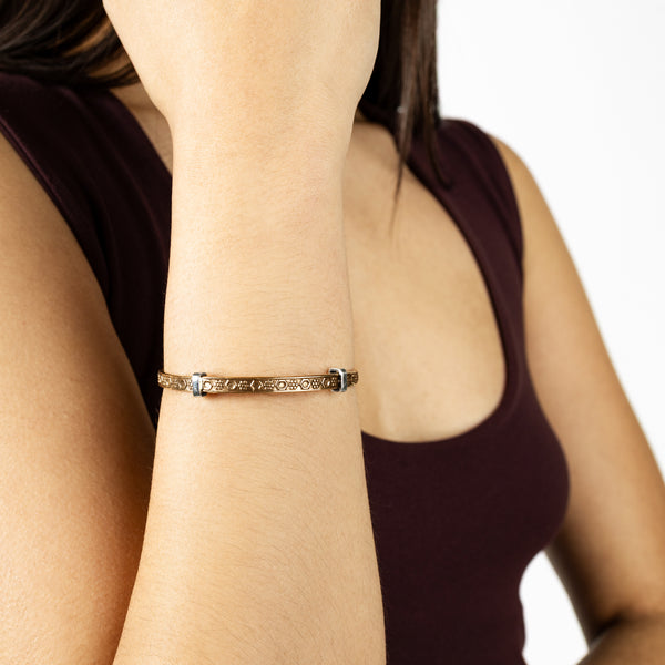 Cinching Belt Bangle in Antiqued Bronze - Geo Floral Pattern
