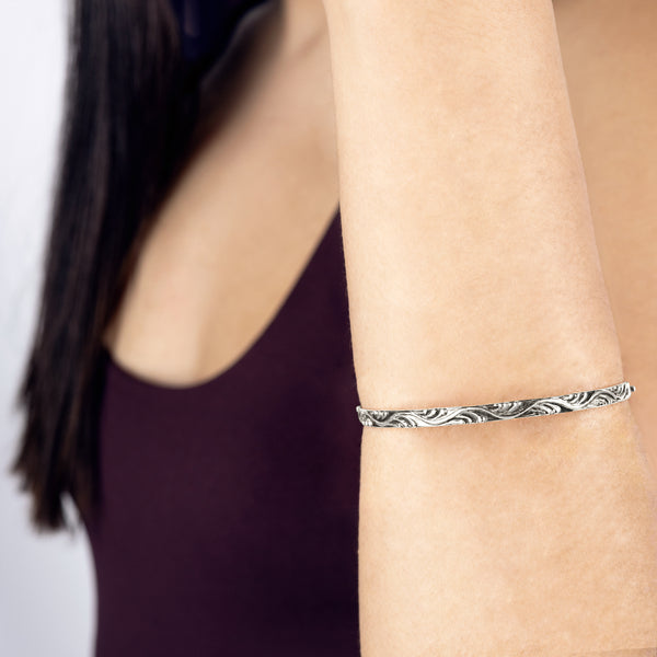 Unhinged Bangle in Antiqued Silver - Waves Pattern