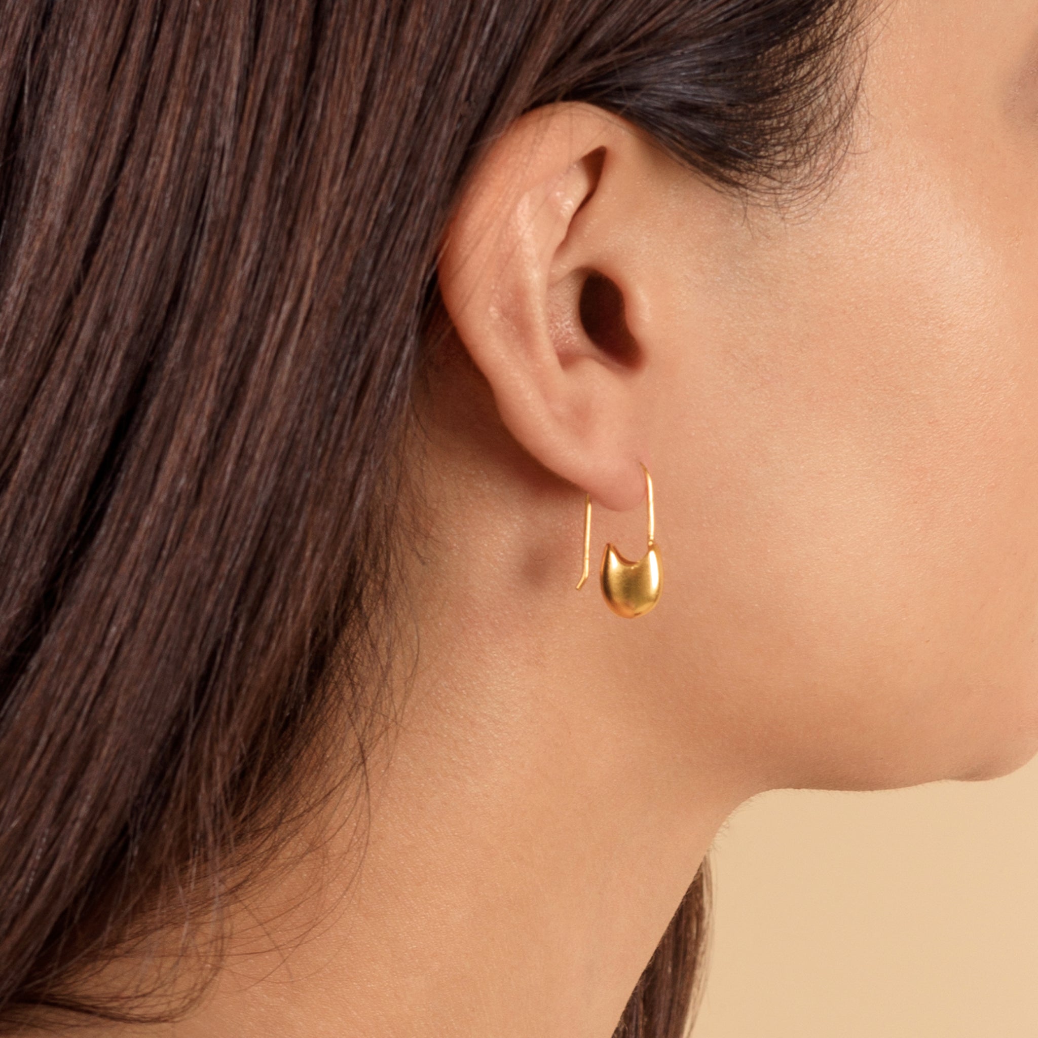 Drop Earpin Earrings in Gold